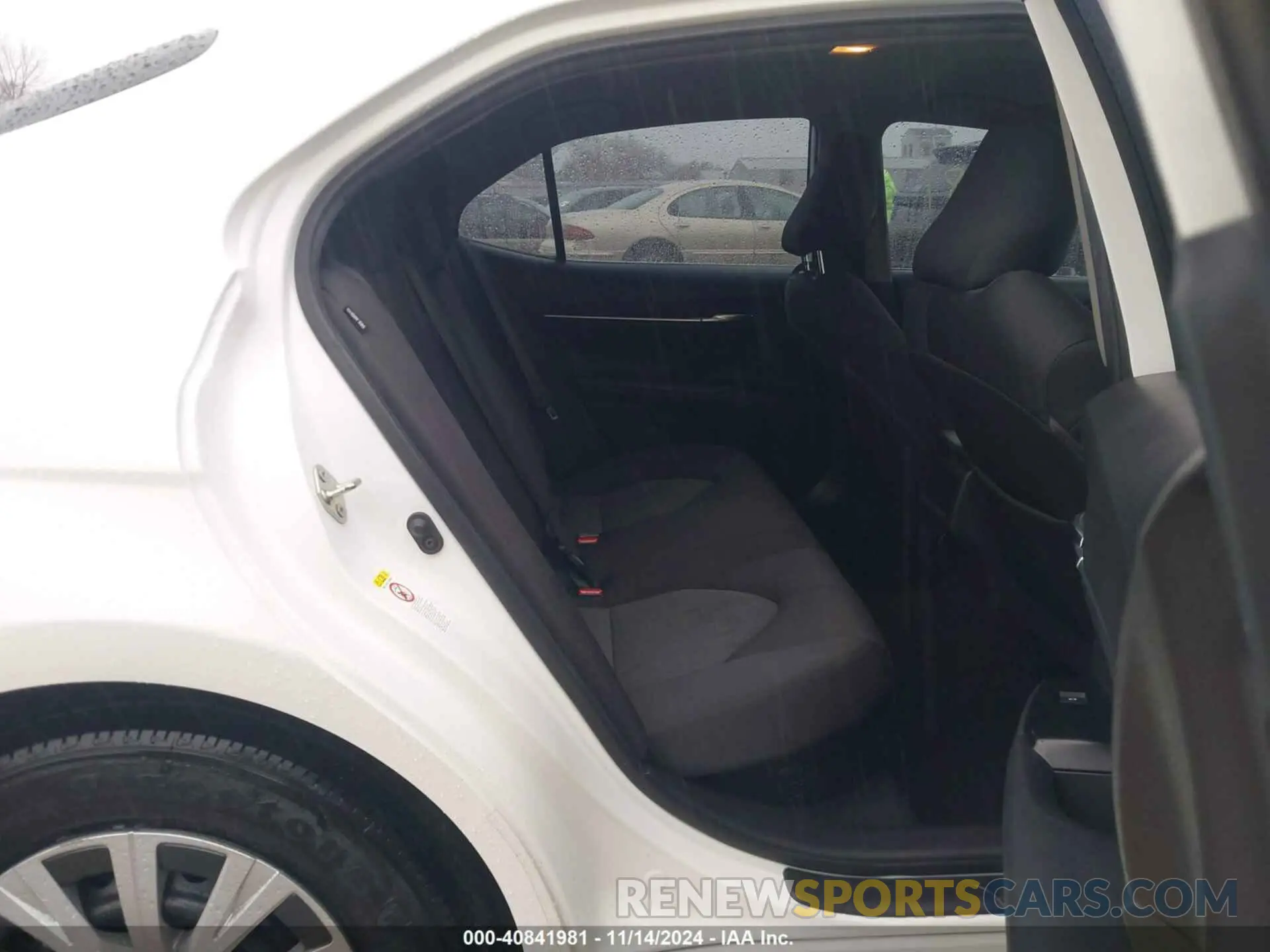 8 fotografías del automóvil dañado 4T1B31HK3KU511656 TOYOTA CAMRY HYBRID 2019