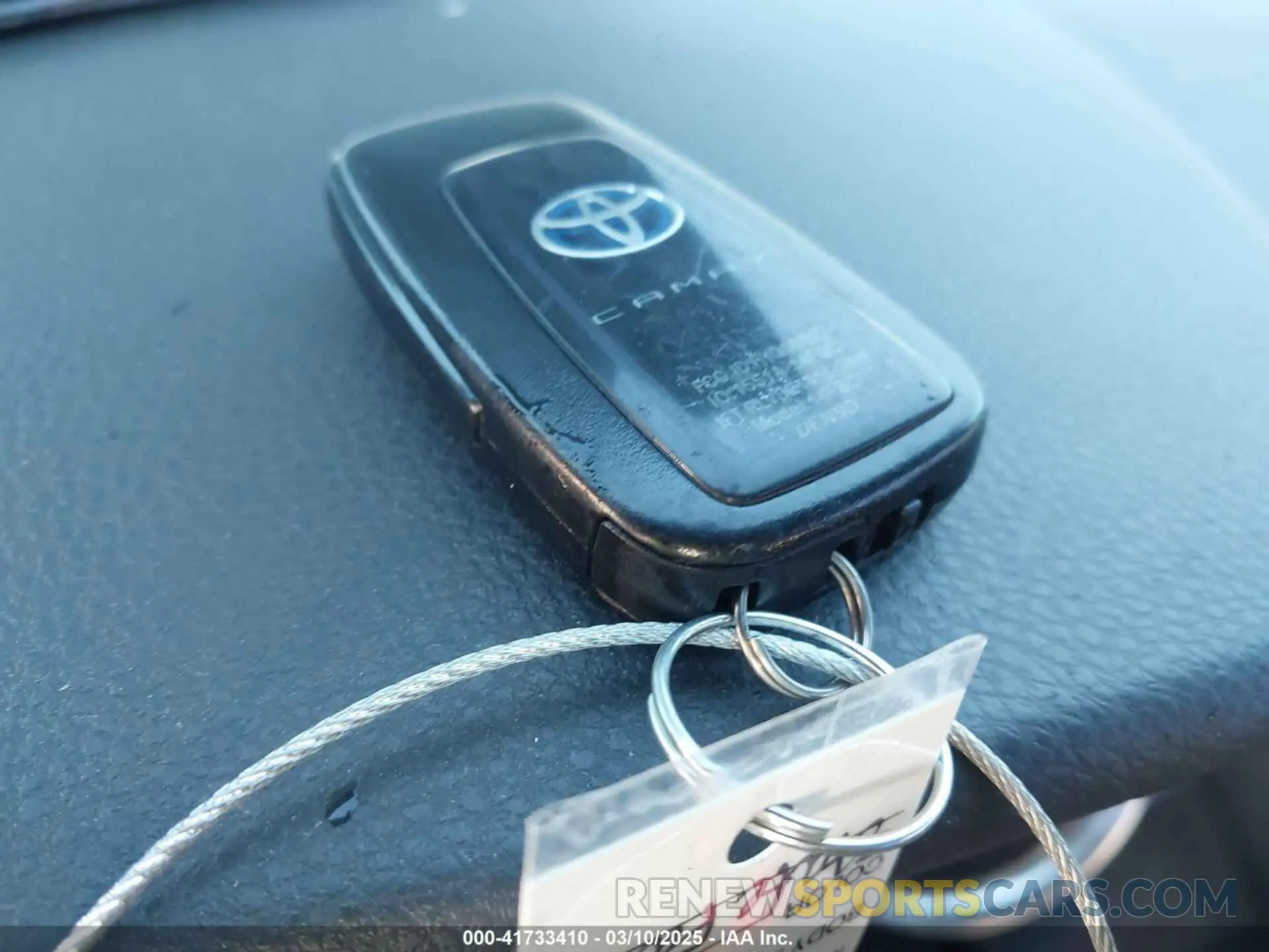 11 fotografías del automóvil dañado 4T1B31HK4KU516123 TOYOTA CAMRY HYBRID 2019
