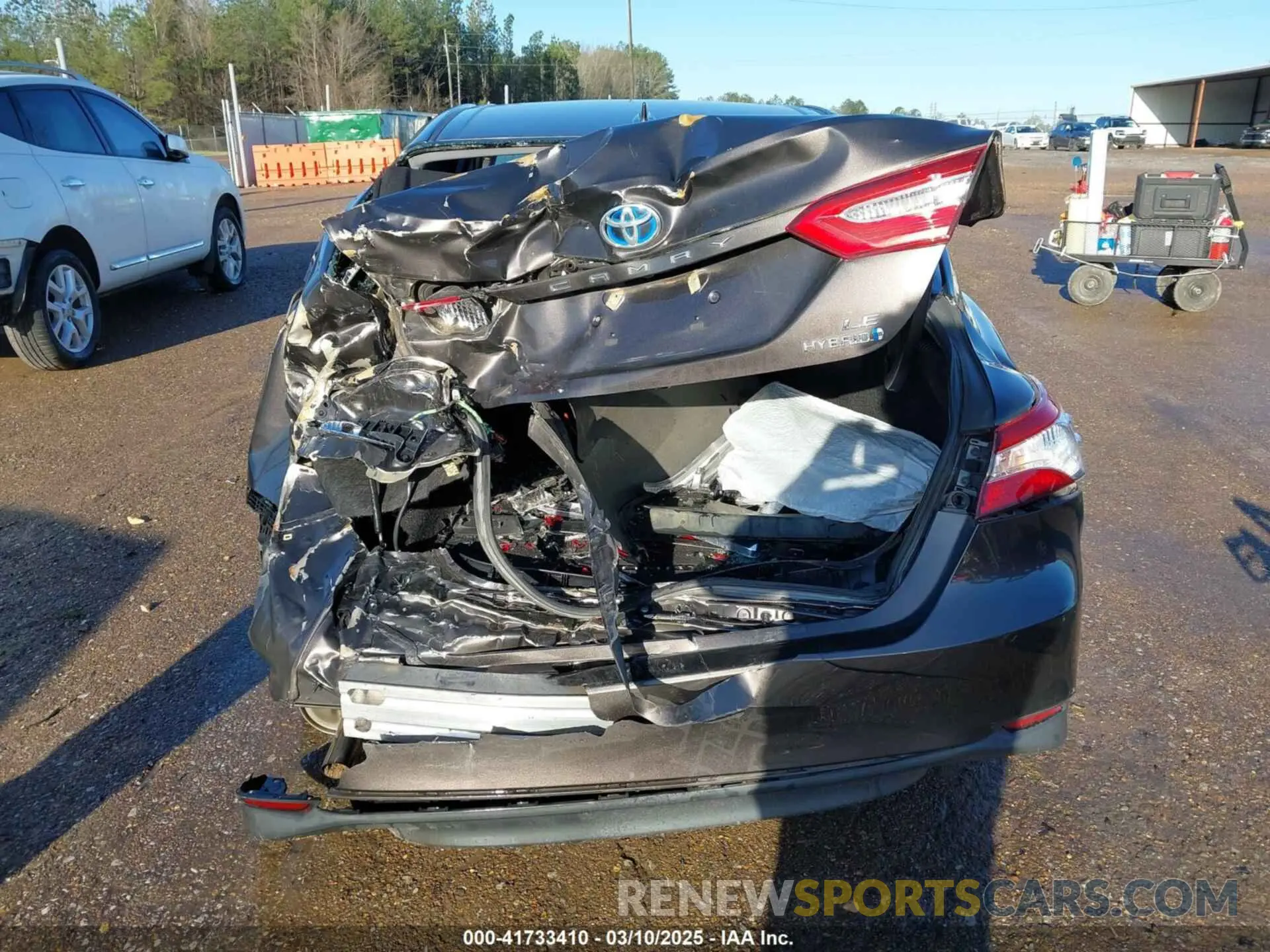 16 fotografías del automóvil dañado 4T1B31HK4KU516123 TOYOTA CAMRY HYBRID 2019