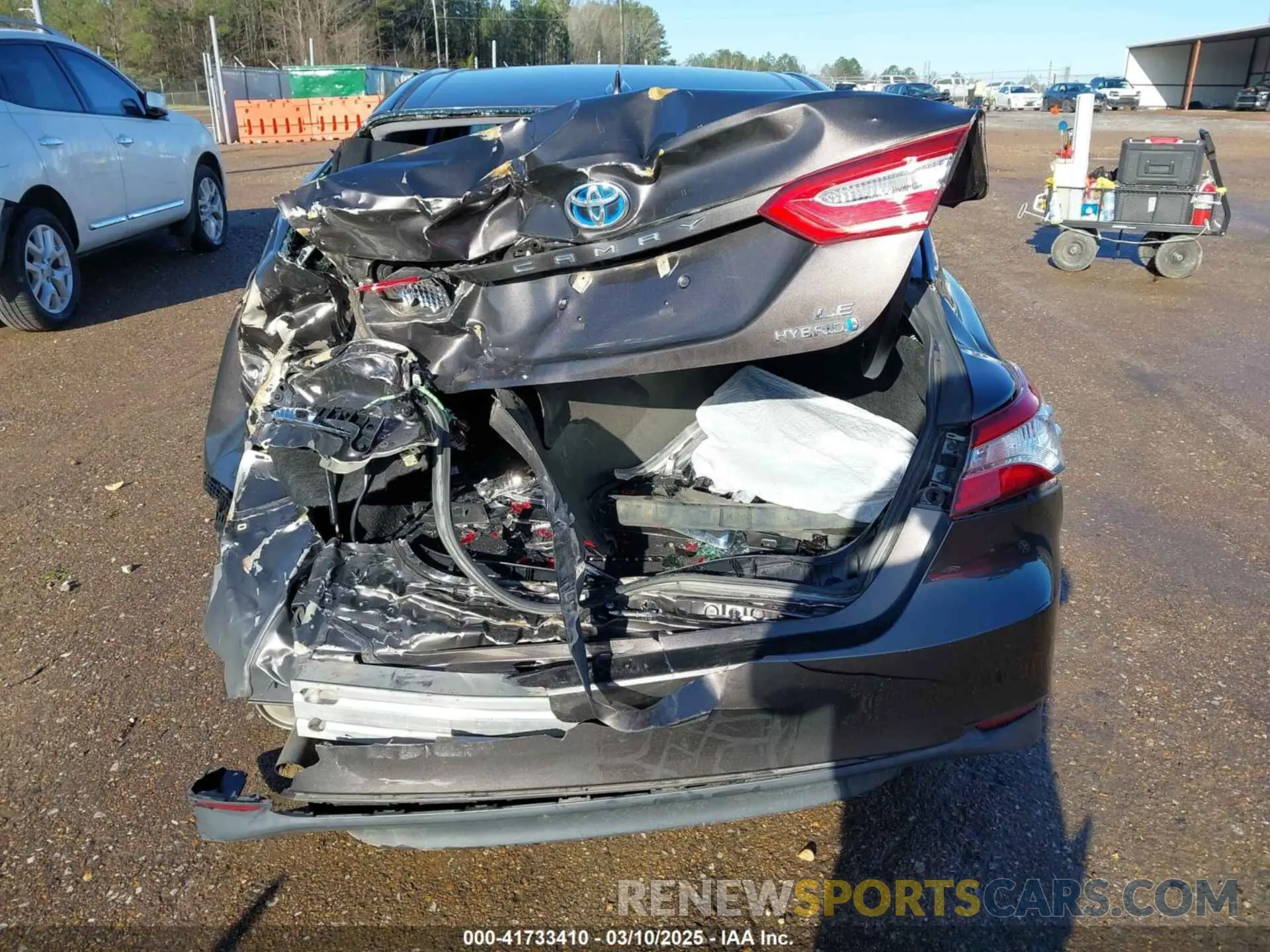 6 fotografías del automóvil dañado 4T1B31HK4KU516123 TOYOTA CAMRY HYBRID 2019