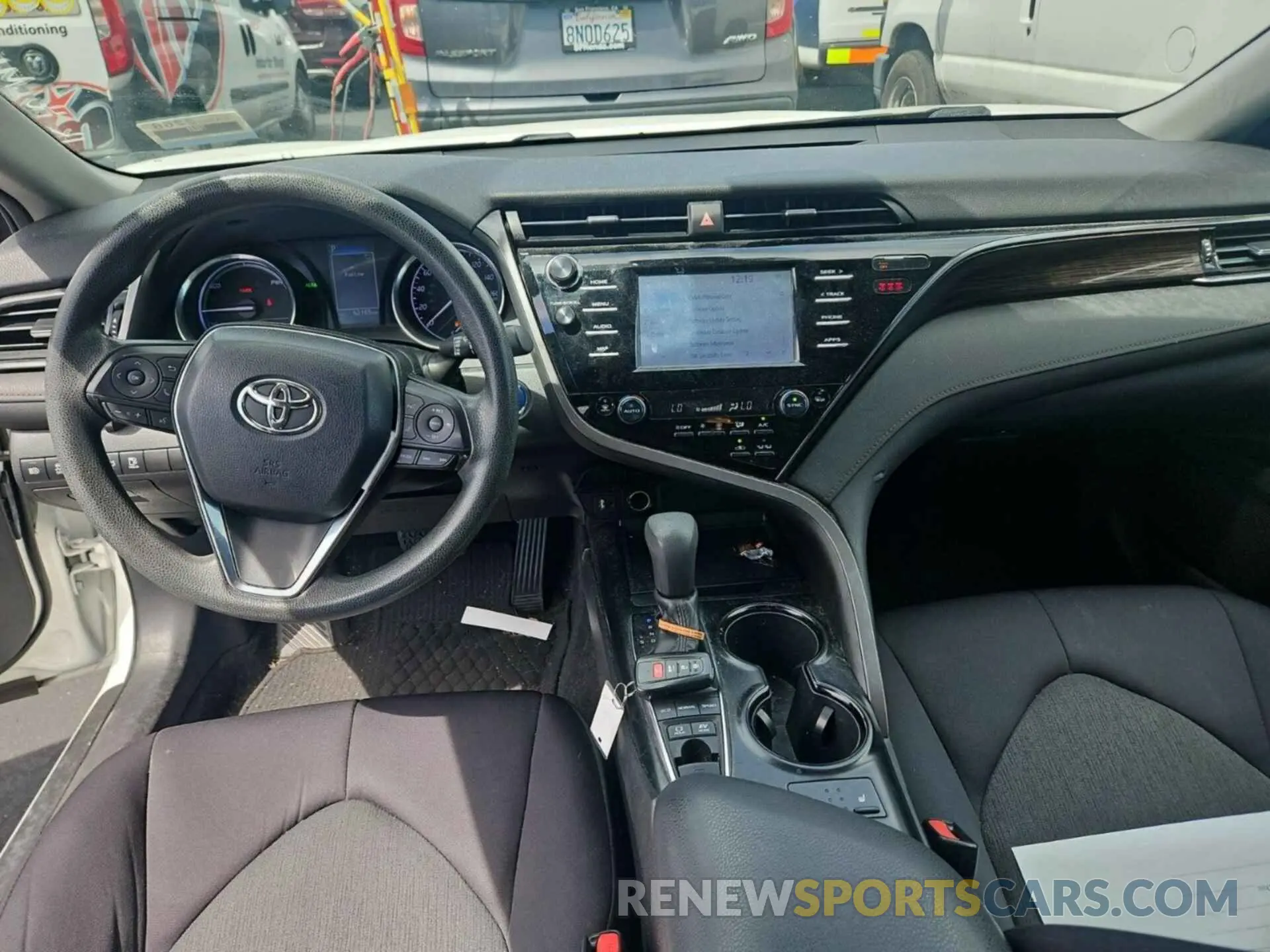 10 fotografías del automóvil dañado 4T1B31HK5KU512856 TOYOTA CAMRY HYBRID 2019