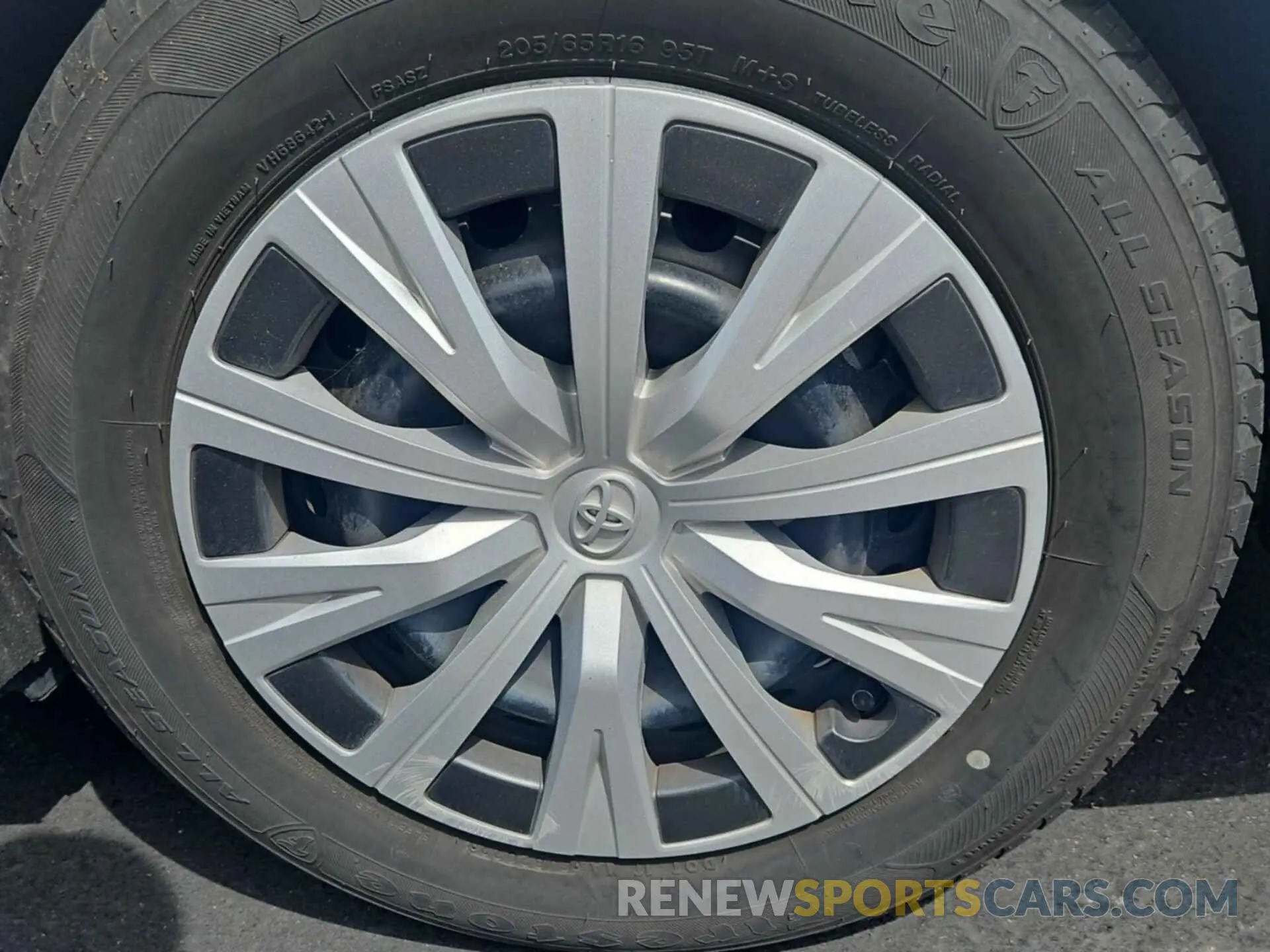 19 fotografías del automóvil dañado 4T1B31HK5KU512856 TOYOTA CAMRY HYBRID 2019