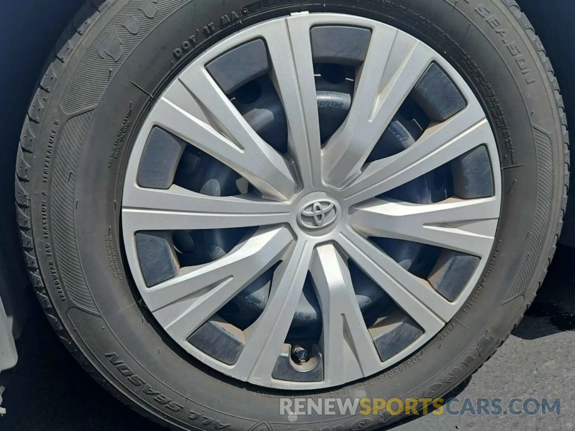 26 fotografías del automóvil dañado 4T1B31HK5KU512856 TOYOTA CAMRY HYBRID 2019