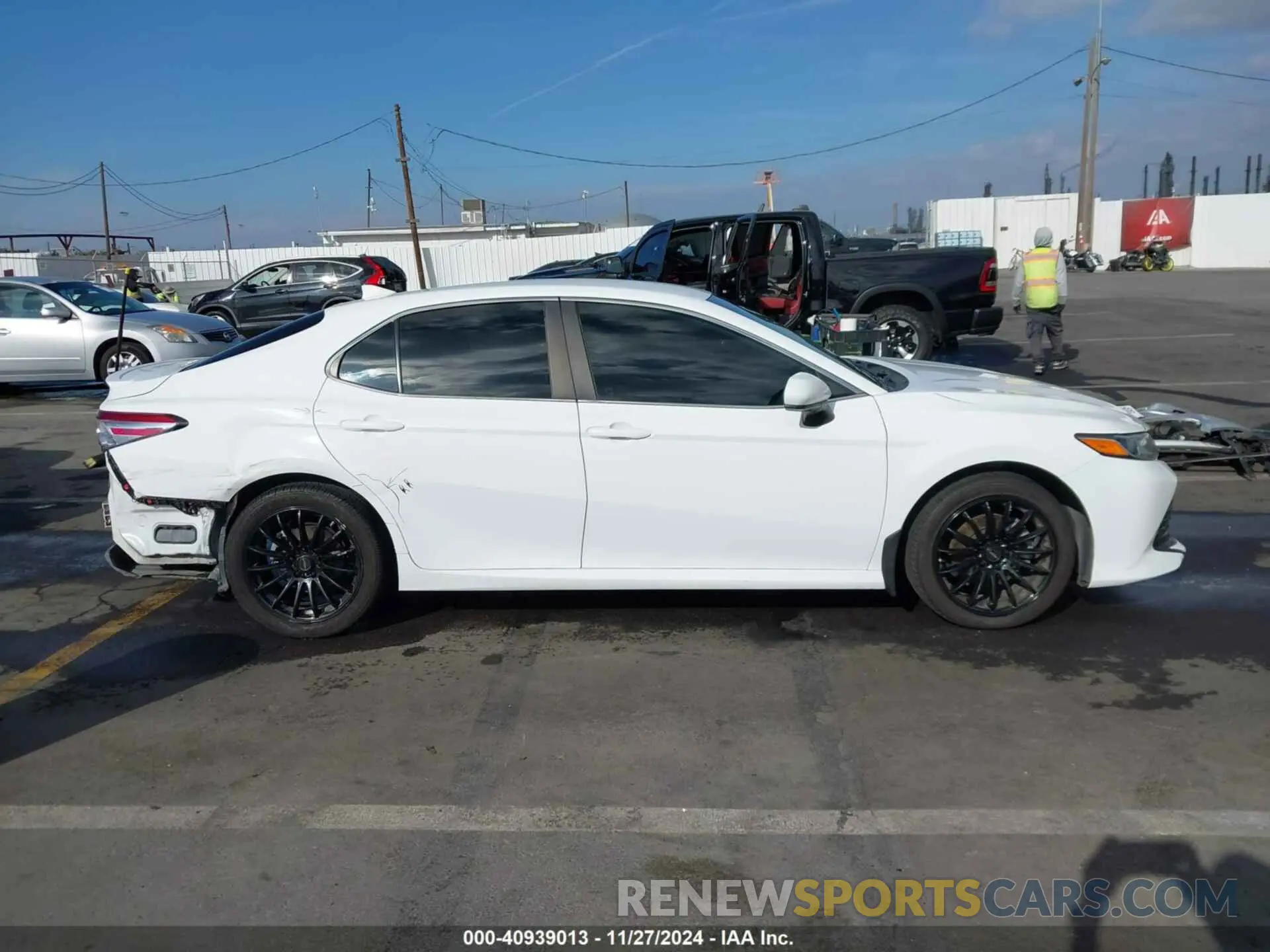 14 fotografías del automóvil dañado 4T1B31HK5KU516230 TOYOTA CAMRY HYBRID 2019