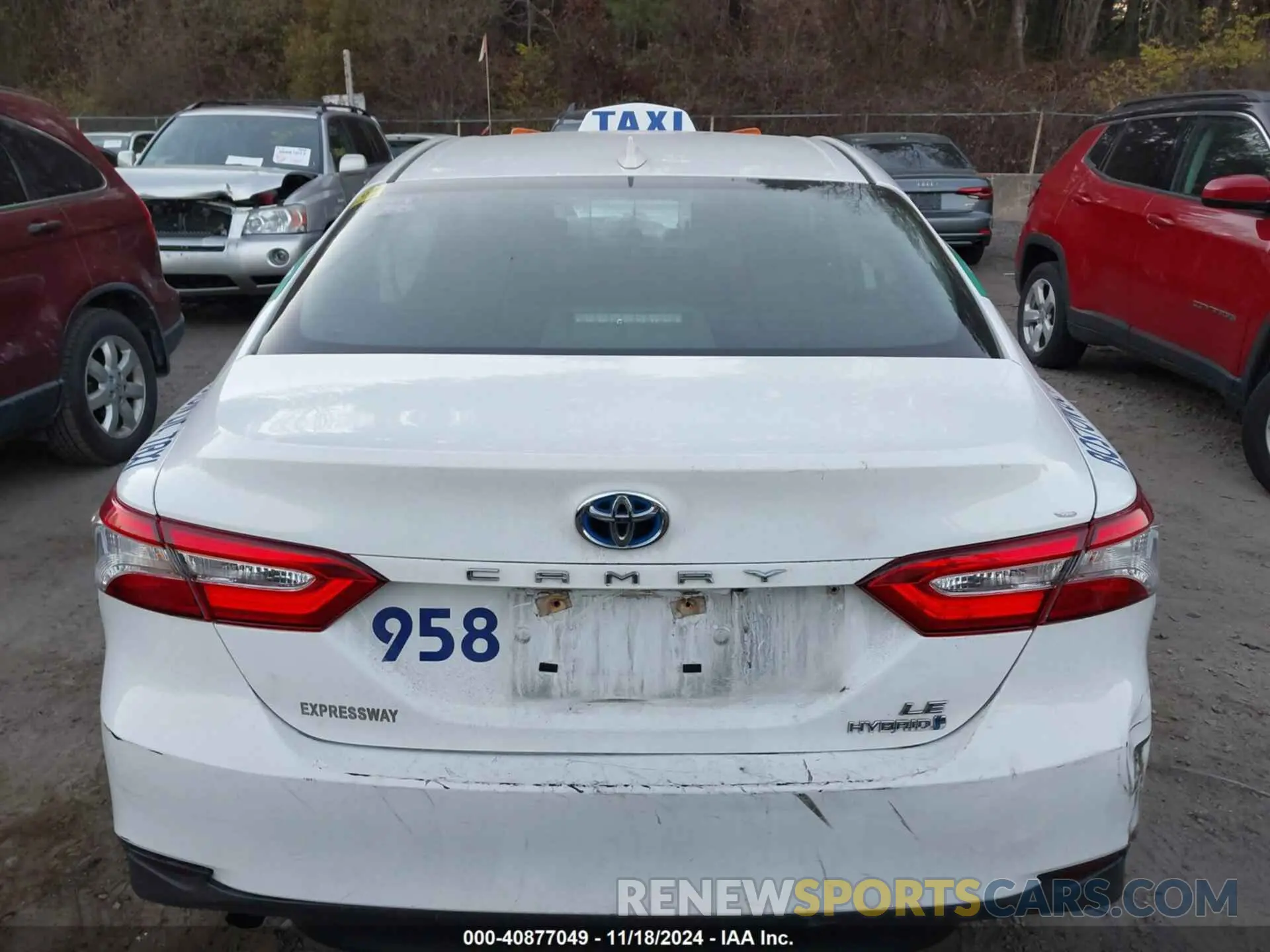 16 fotografías del automóvil dañado 4T1B31HK7KU510090 TOYOTA CAMRY HYBRID 2019