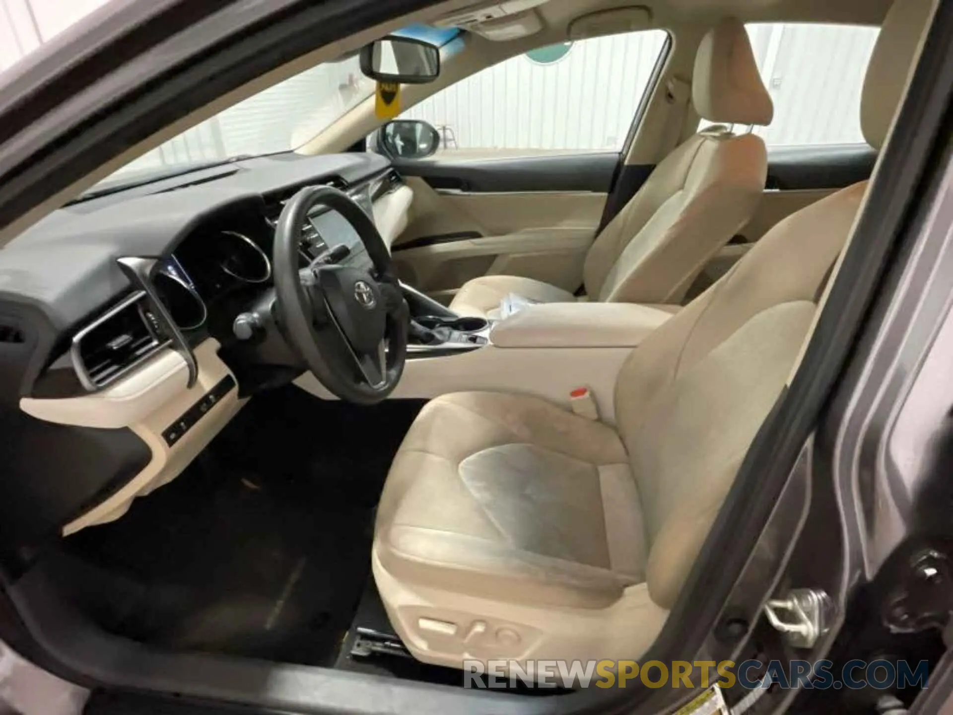 10 fotografías del automóvil dañado 4T1B31HK7KU514074 TOYOTA CAMRY HYBRID 2019