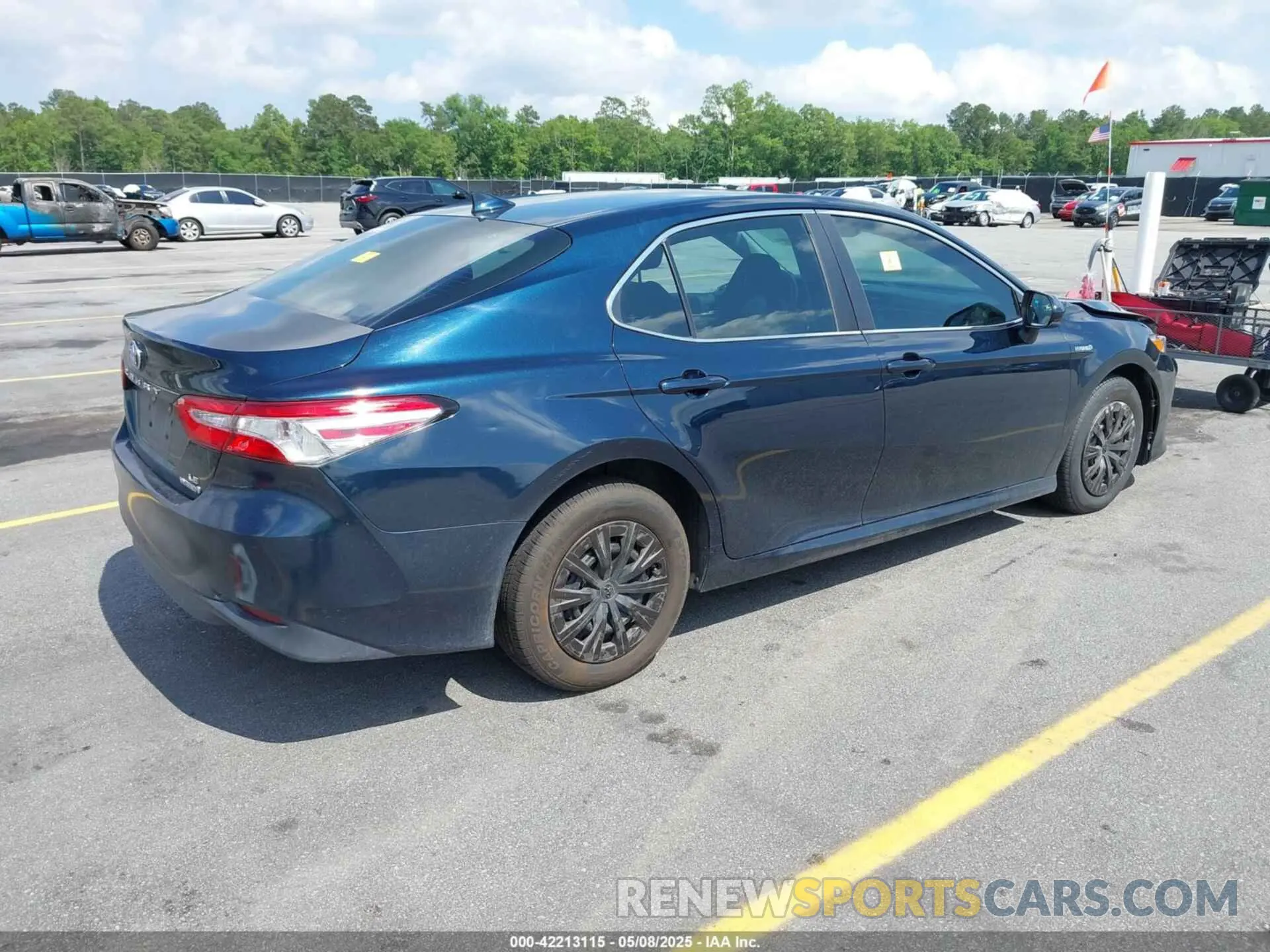 4 fotografías del automóvil dañado 4T1B31HK9KU512892 TOYOTA CAMRY HYBRID 2019