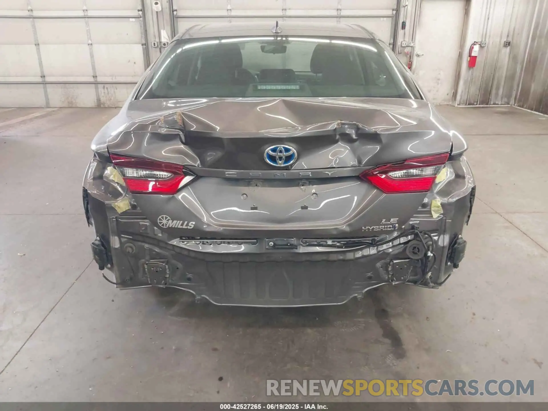 6 fotografías del automóvil dañado 4T1C31AK5RU626333 TOYOTA CAMRY HYBRID 2024
