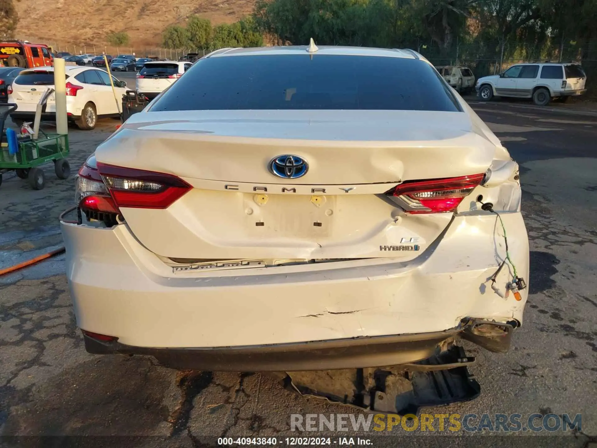16 fotografías del automóvil dañado 4T1C31AK9RU068695 TOYOTA CAMRY HYBRID 2024