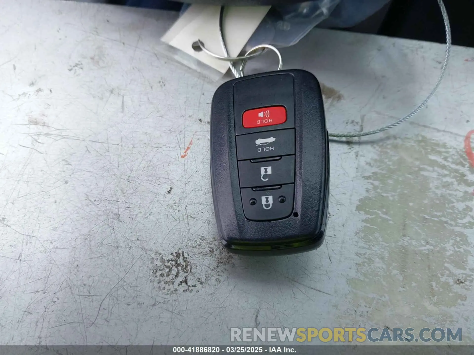11 fotografías del automóvil dañado 4T1C31AK9RU070219 TOYOTA CAMRY HYBRID 2024