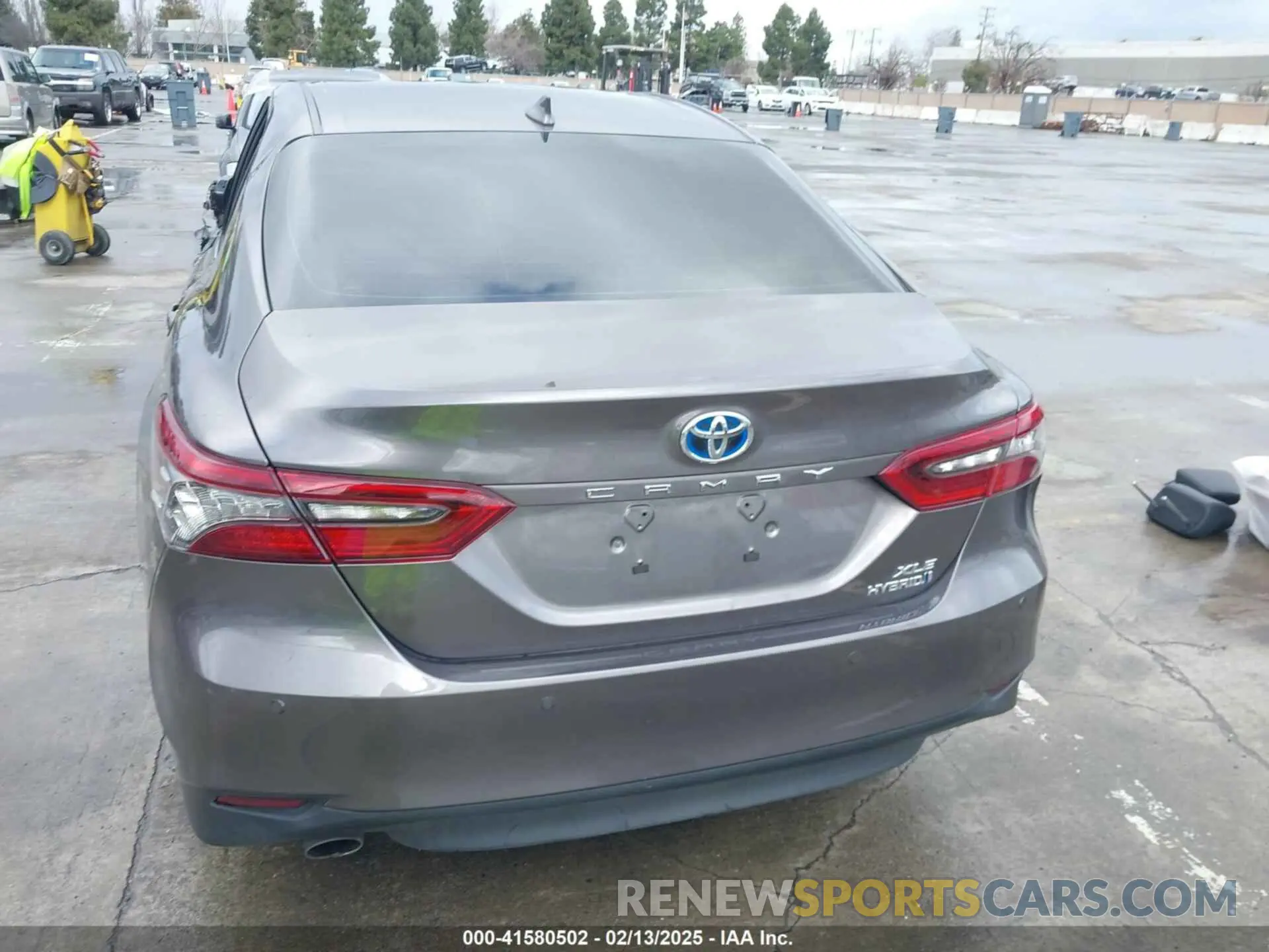 15 fotografías del automóvil dañado 4T1F31AK7RU064271 TOYOTA CAMRY HYBRID 2024