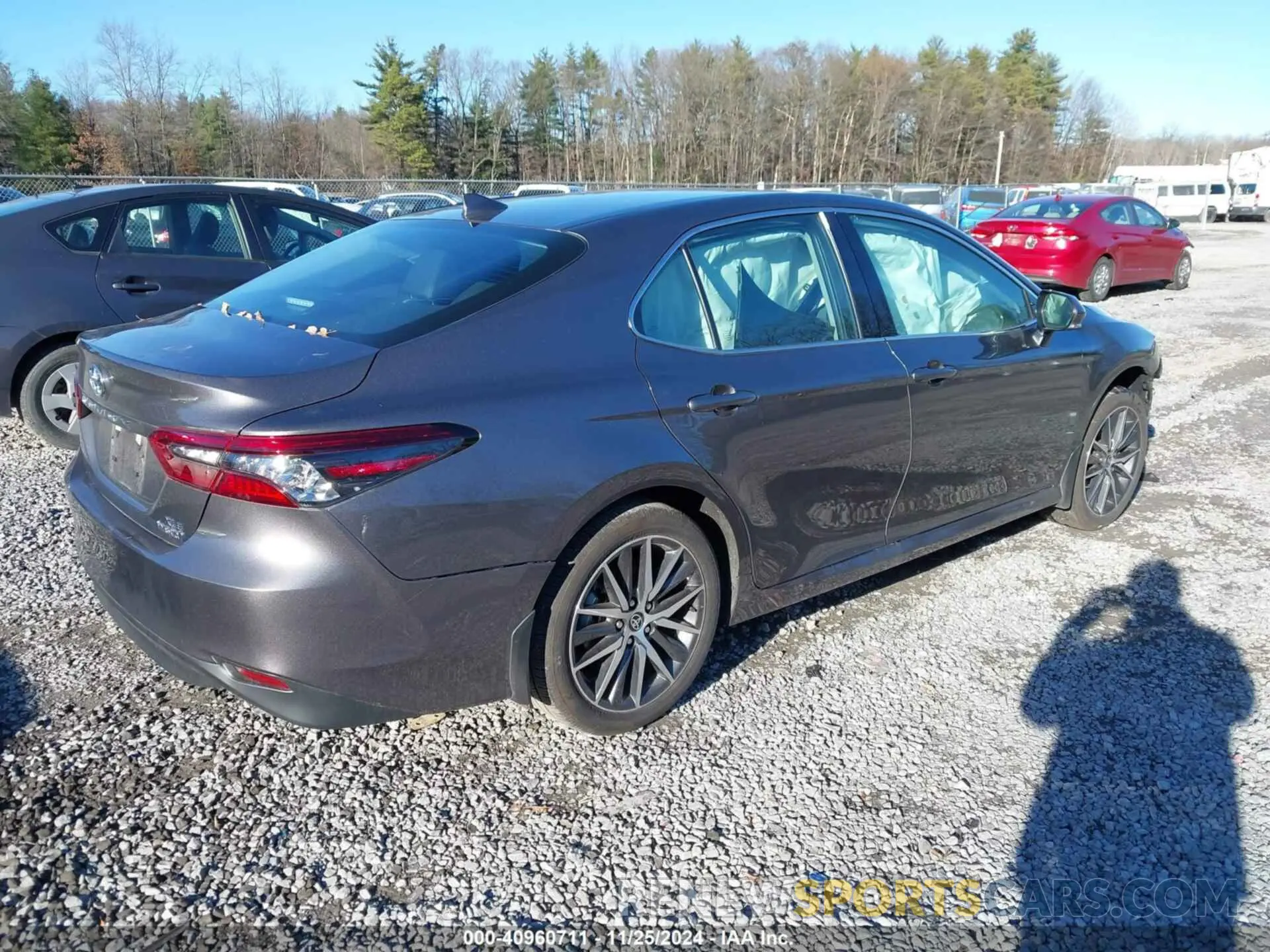 4 fotografías del automóvil dañado 4T1F31AK8RU625528 TOYOTA CAMRY HYBRID 2024