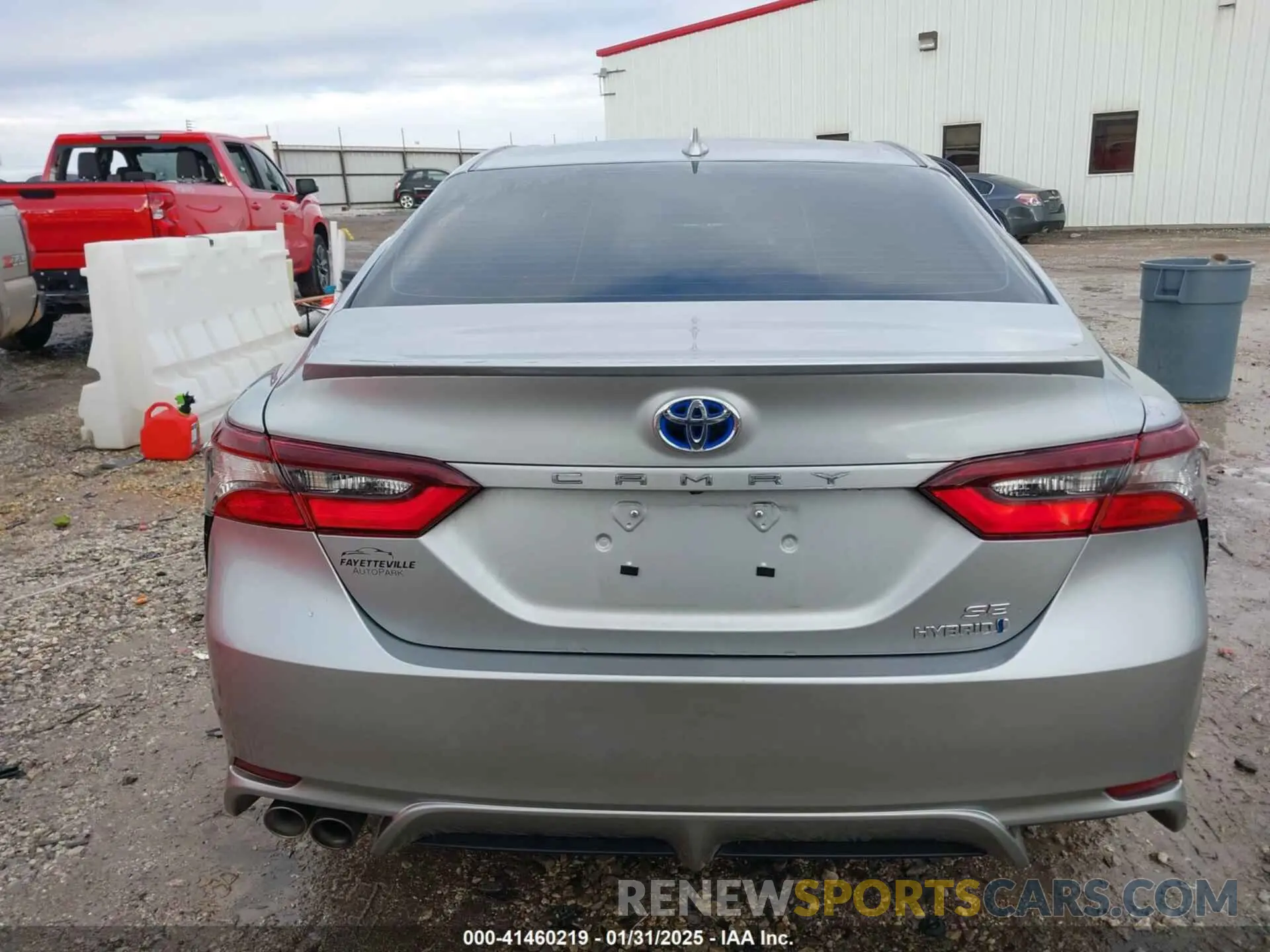 16 fotografías del automóvil dañado 4T1G31AK0RU064732 TOYOTA CAMRY HYBRID 2024