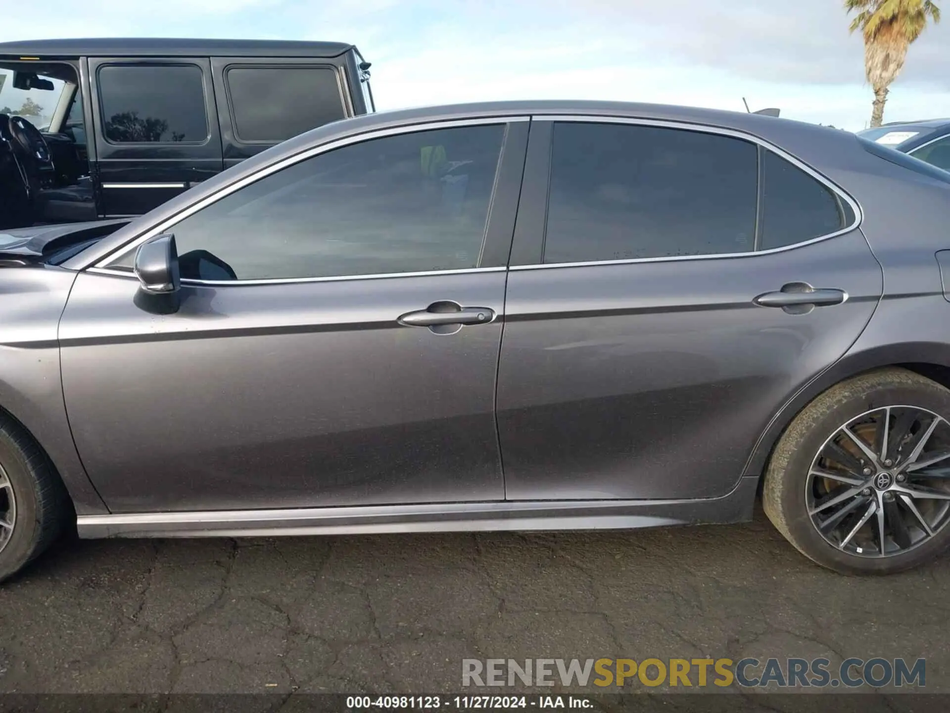 14 fotografías del automóvil dañado 4T1G31AK2RU063078 TOYOTA CAMRY HYBRID 2024