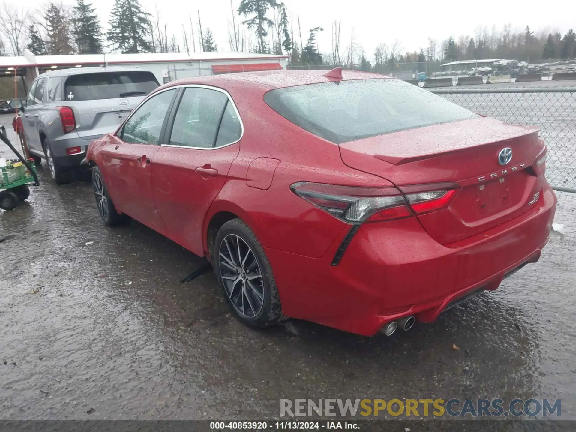 3 fotografías del automóvil dañado 4T1G31AK2RU072251 TOYOTA CAMRY HYBRID 2024