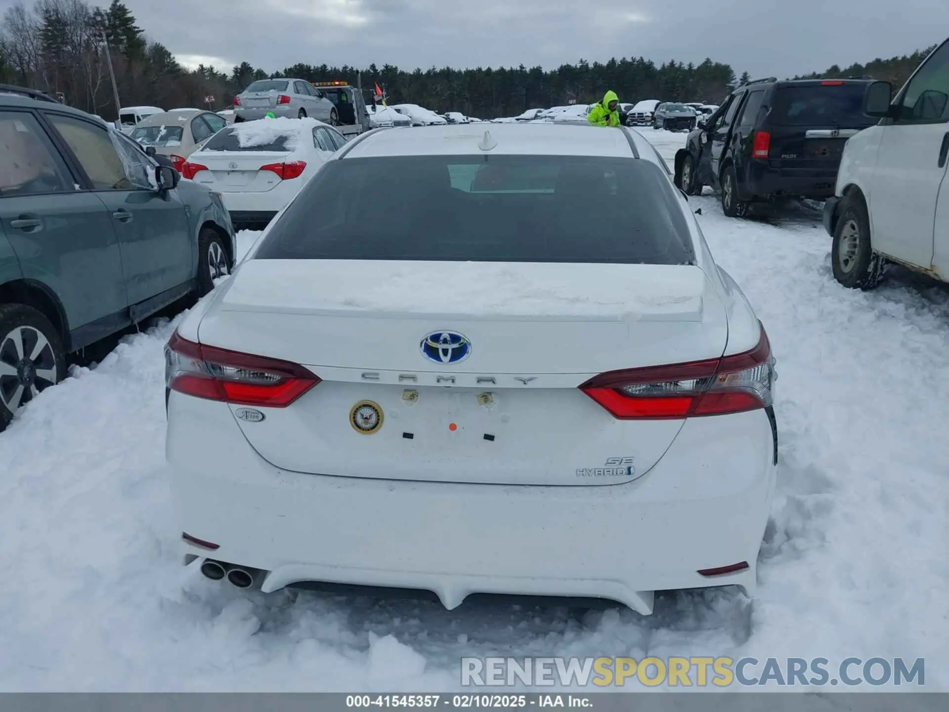 16 fotografías del automóvil dañado 4T1G31AK2RU073447 TOYOTA CAMRY HYBRID 2024