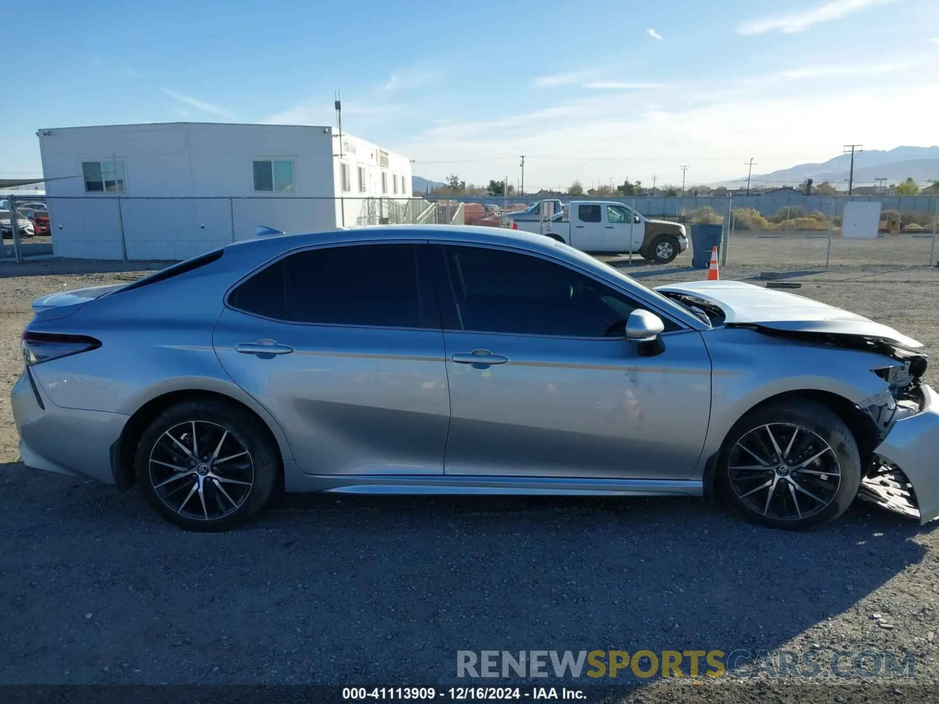 14 fotografías del automóvil dañado 4T1G31AK6RU065206 TOYOTA CAMRY HYBRID 2024