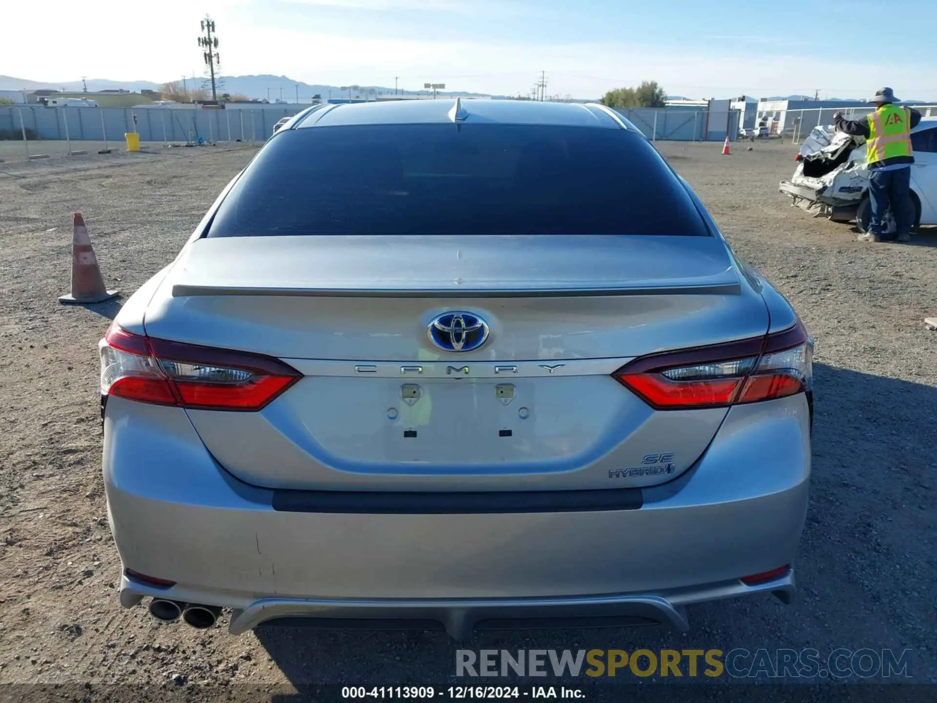 17 fotografías del automóvil dañado 4T1G31AK6RU065206 TOYOTA CAMRY HYBRID 2024