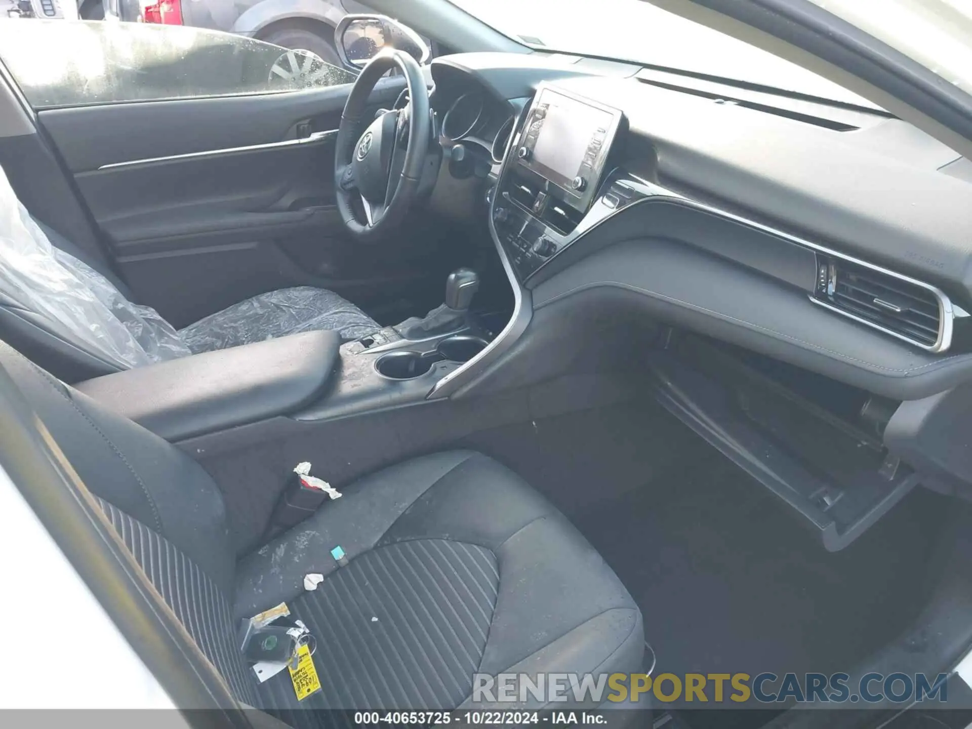 5 fotografías del automóvil dañado 4T1G31AK8RU623945 TOYOTA CAMRY HYBRID 2024