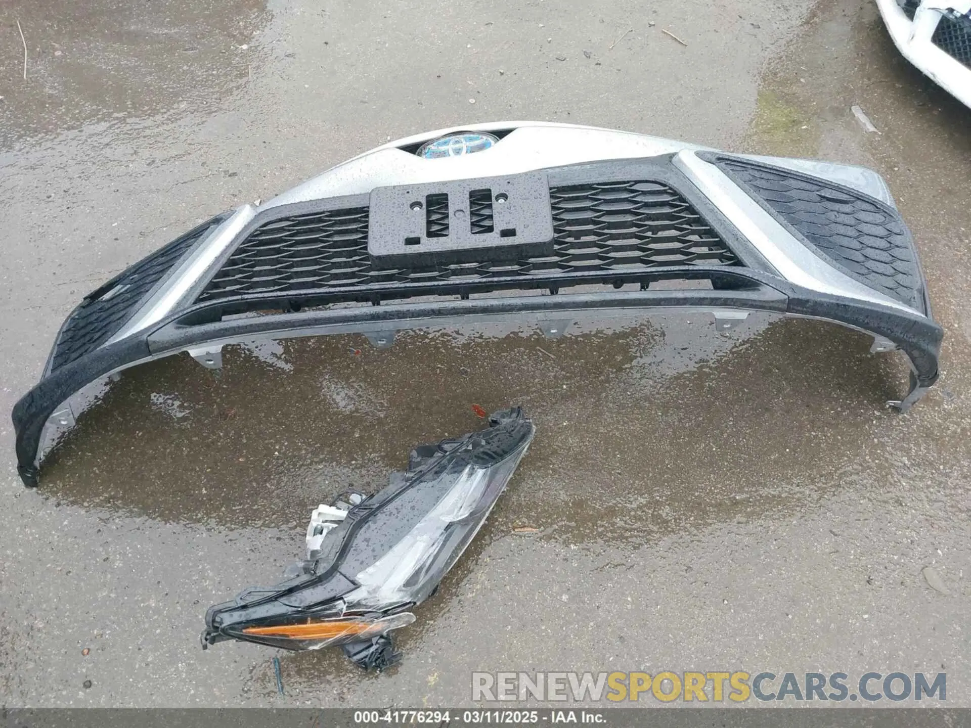 12 fotografías del automóvil dañado 4T1G31AK9RU064552 TOYOTA CAMRY HYBRID 2024