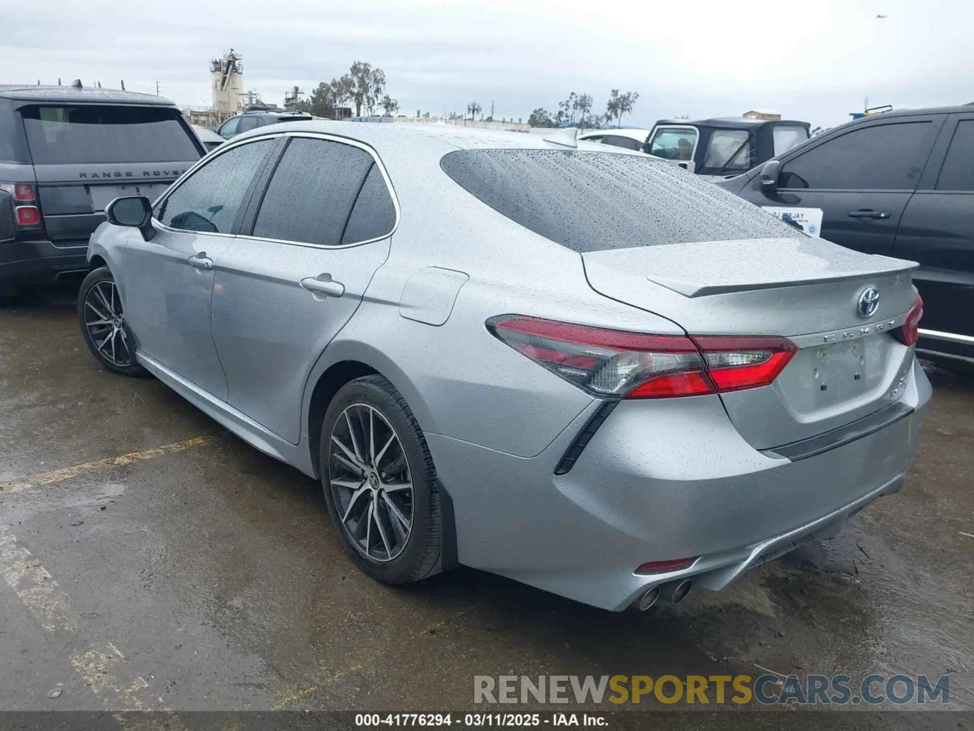 3 fotografías del automóvil dañado 4T1G31AK9RU064552 TOYOTA CAMRY HYBRID 2024