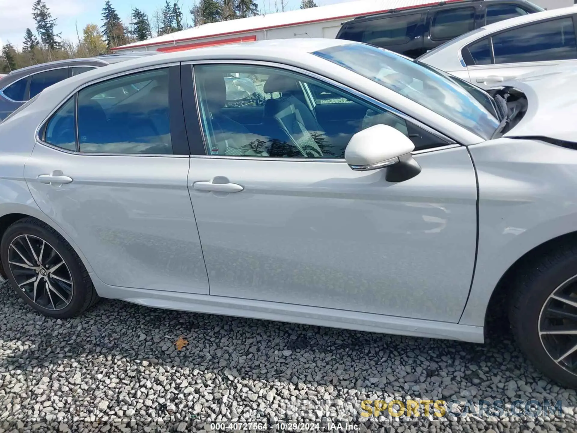 14 fotografías del automóvil dañado 4T1G31AKXRU061630 TOYOTA CAMRY HYBRID 2024