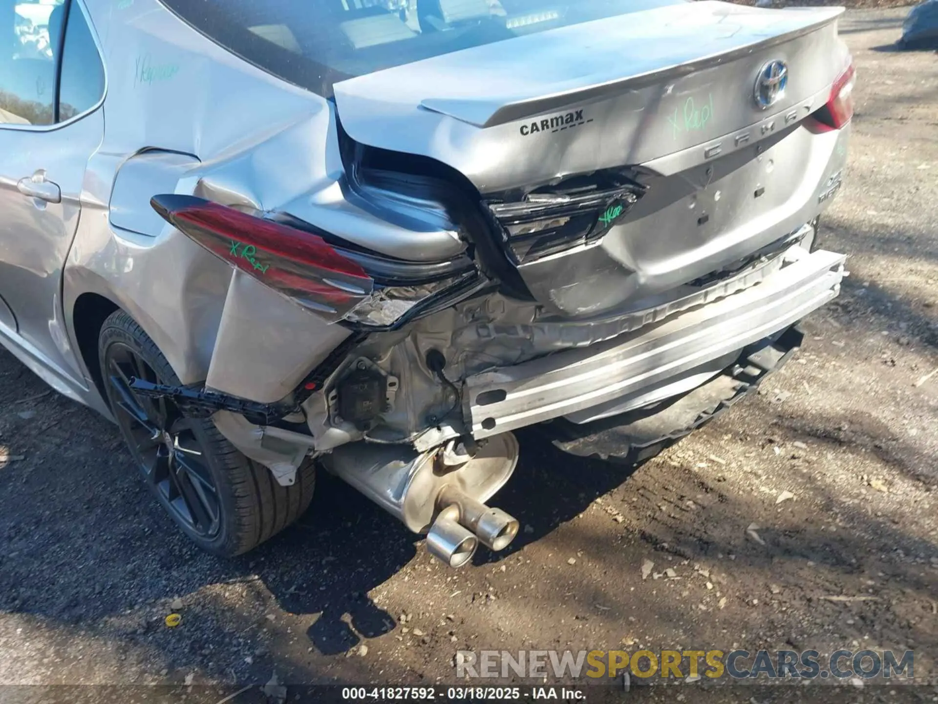 6 fotografías del automóvil dañado 4T1K31AK2RU074804 TOYOTA CAMRY HYBRID 2024