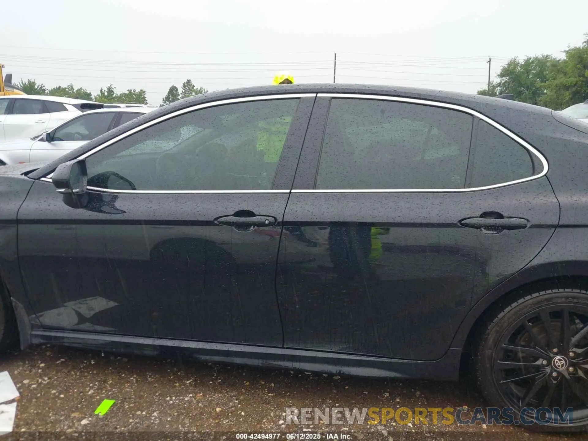 14 fotografías del automóvil dañado 4T1K31AK3RU624897 TOYOTA CAMRY HYBRID 2024