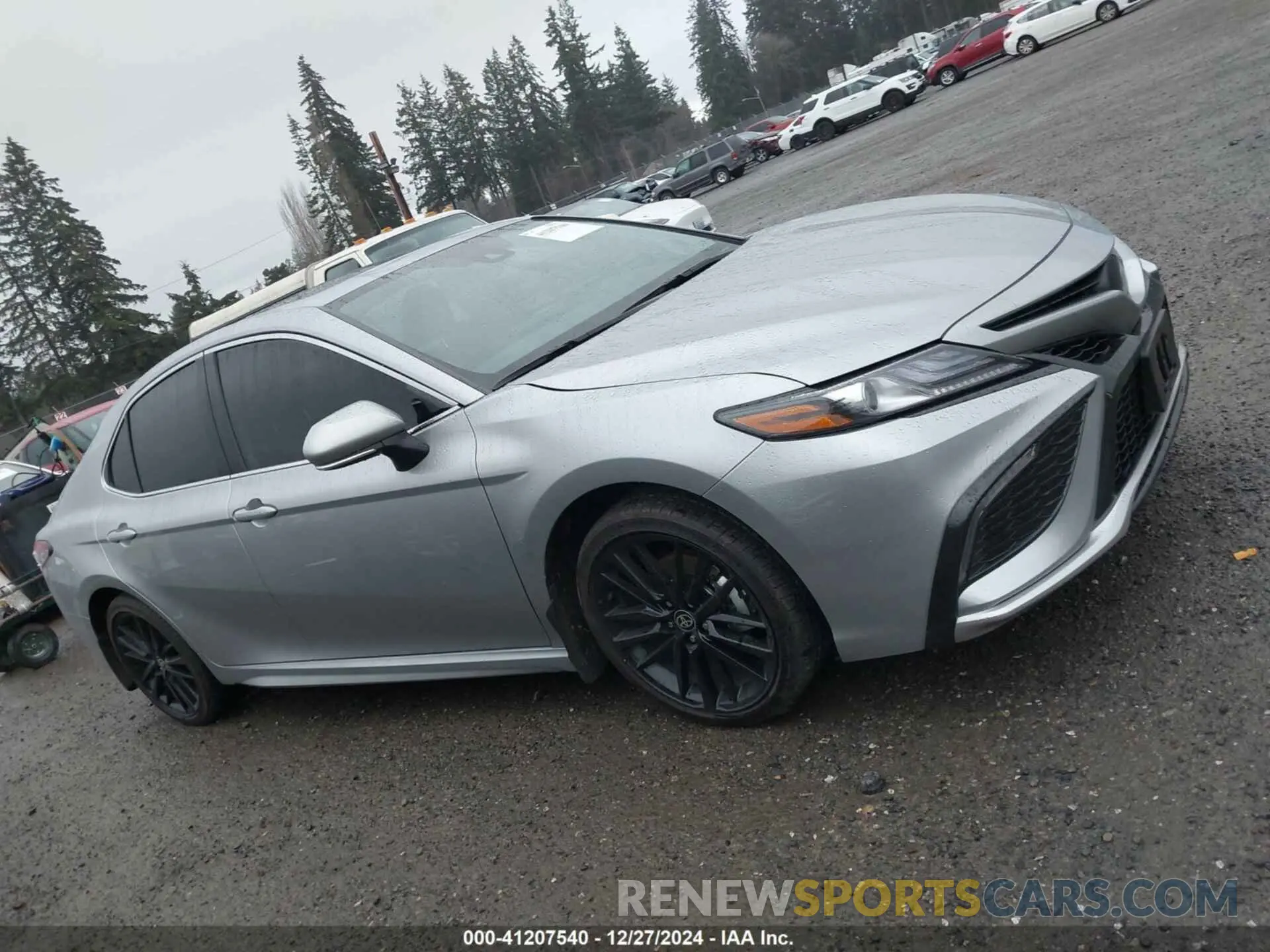 13 fotografías del automóvil dañado 4T1K31AK6RU626577 TOYOTA CAMRY HYBRID 2024