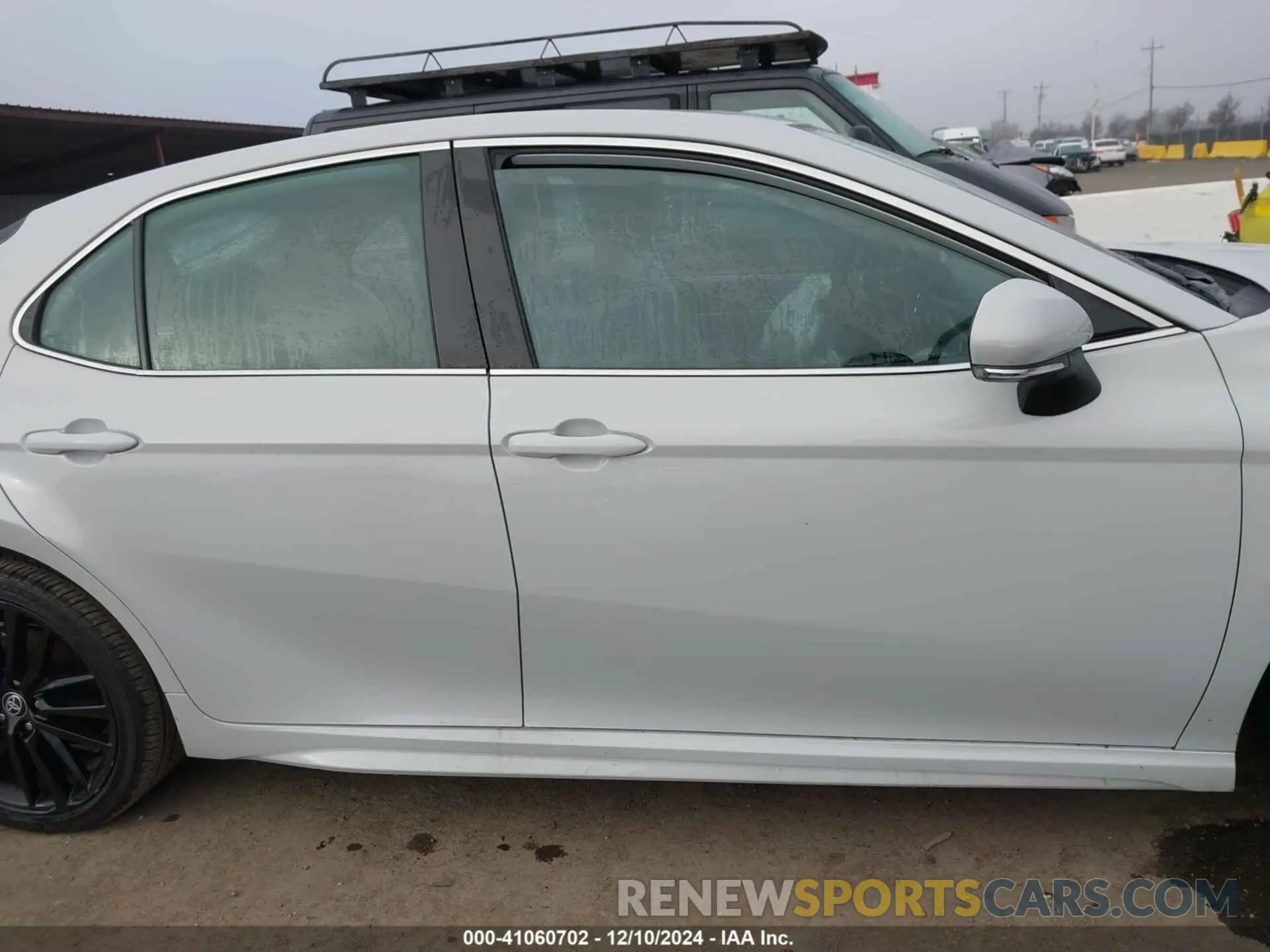 13 fotografías del automóvil dañado 4T1K31AK7RU078086 TOYOTA CAMRY HYBRID 2024