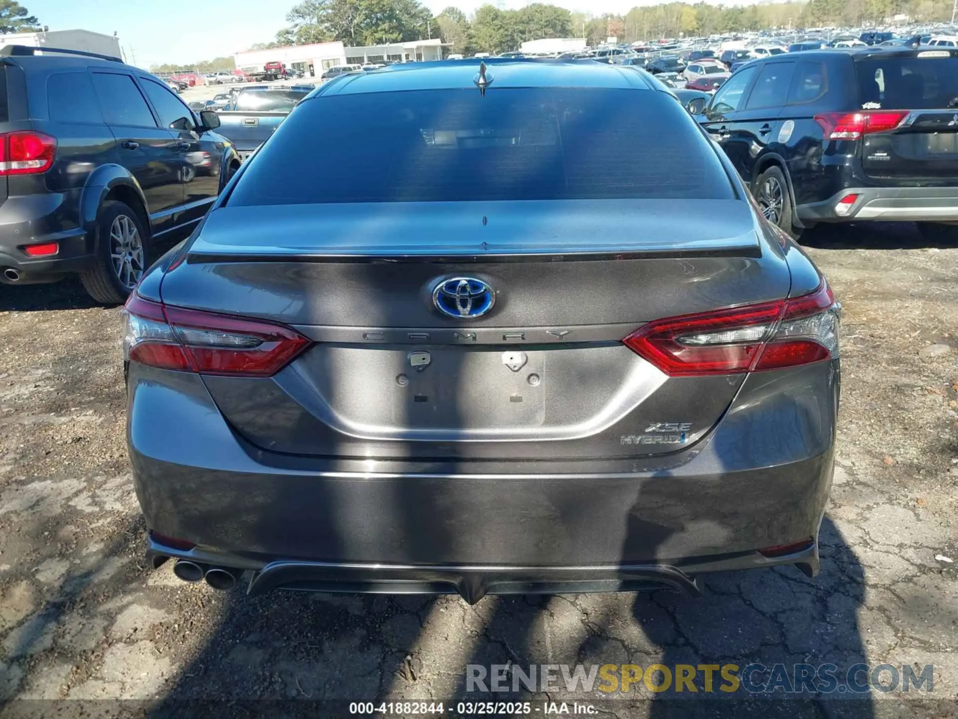 15 fotografías del automóvil dañado 4T1K31AK7RU623428 TOYOTA CAMRY HYBRID 2024
