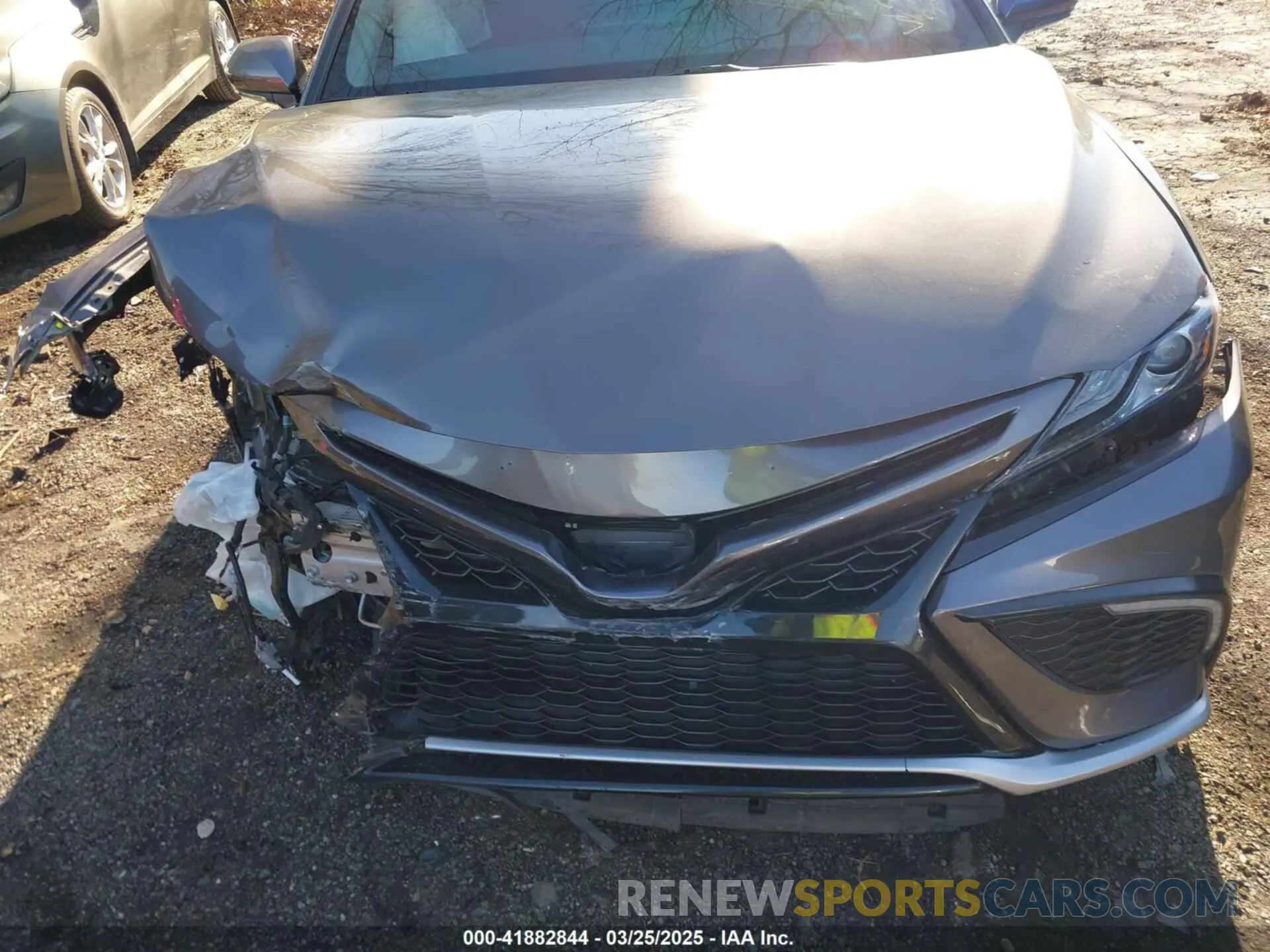 16 fotografías del automóvil dañado 4T1K31AK7RU623428 TOYOTA CAMRY HYBRID 2024