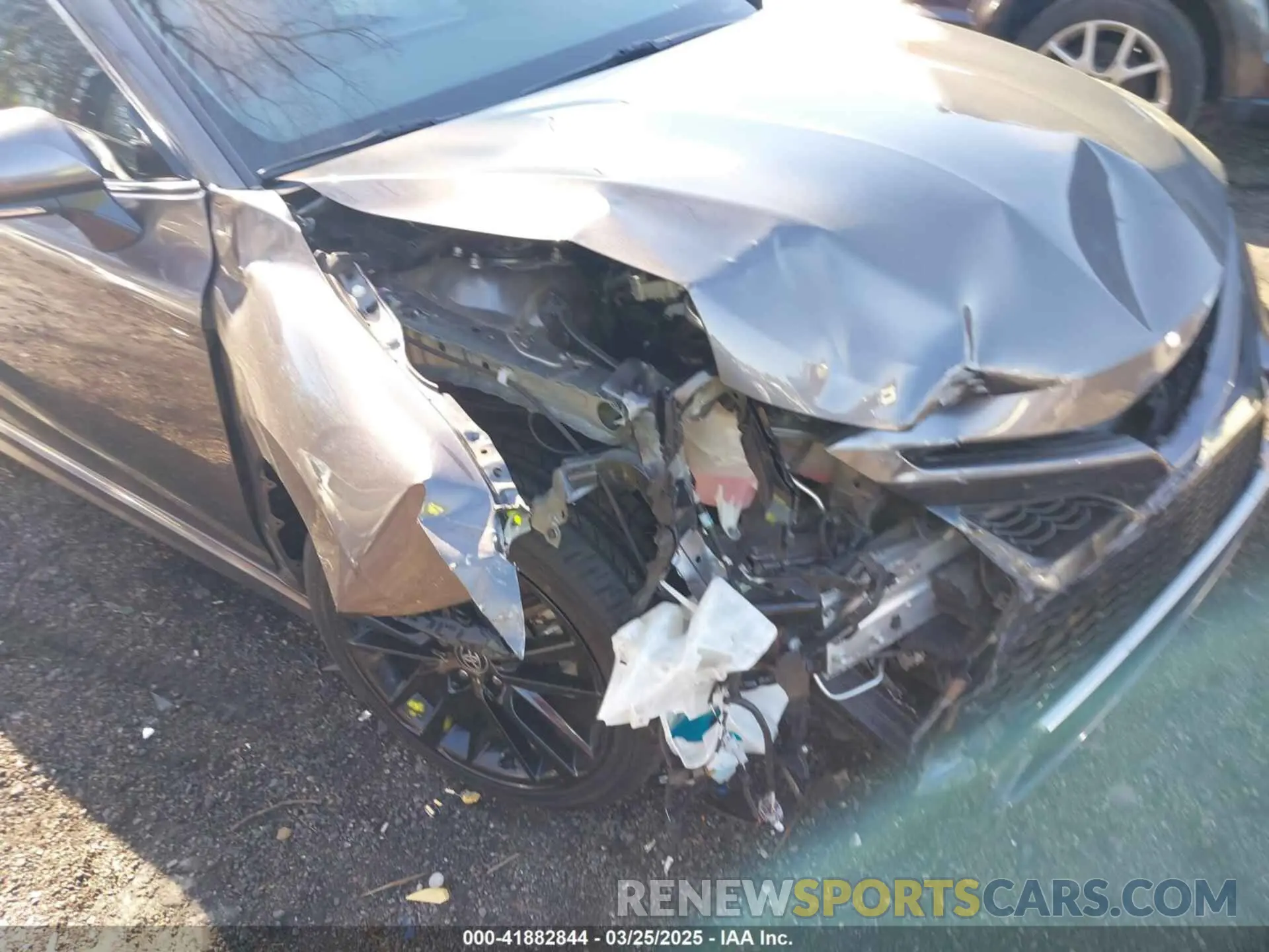 17 fotografías del automóvil dañado 4T1K31AK7RU623428 TOYOTA CAMRY HYBRID 2024