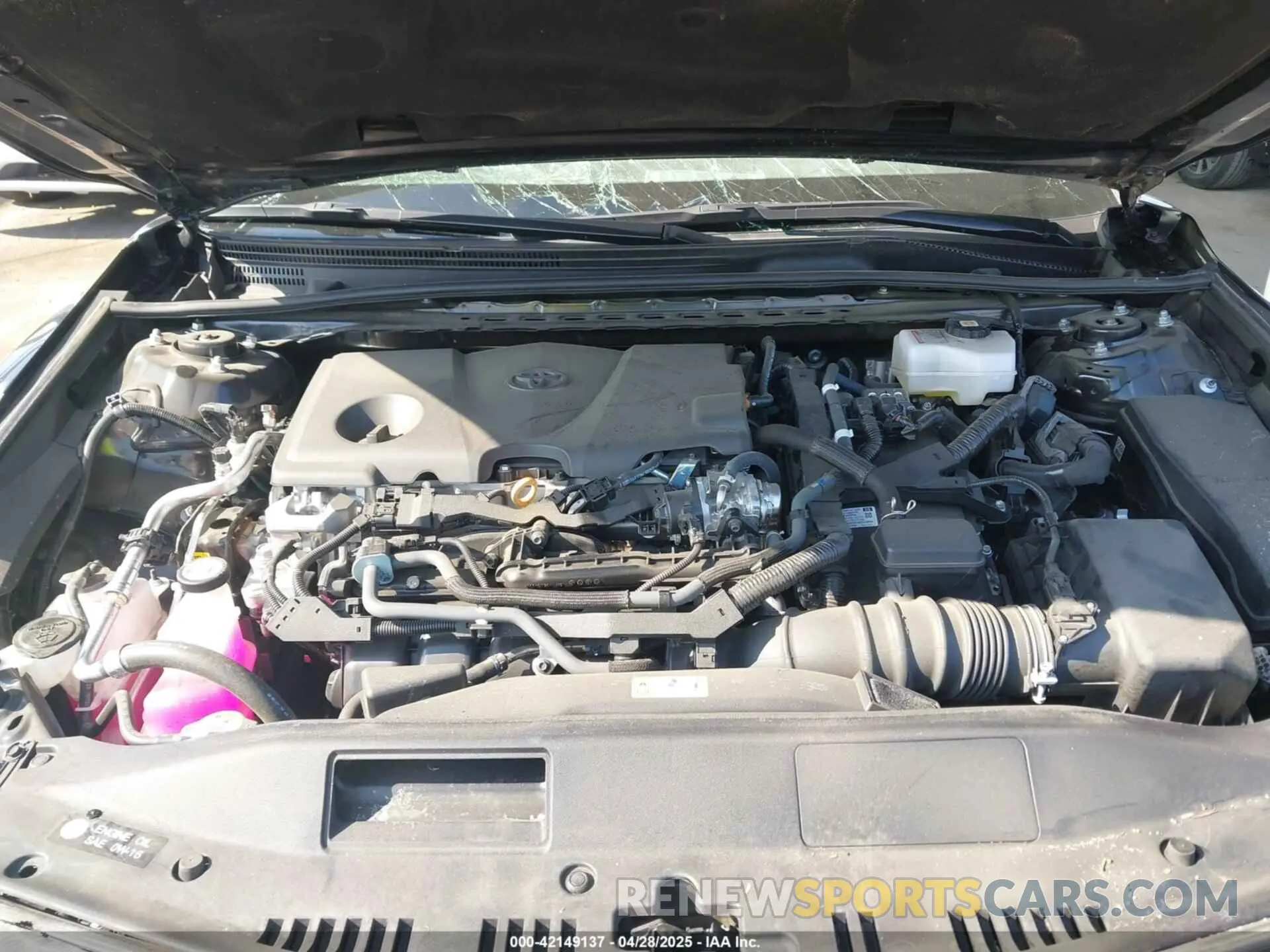 10 fotografías del automóvil dañado 4T1S31AK1RU076947 TOYOTA CAMRY HYBRID 2024