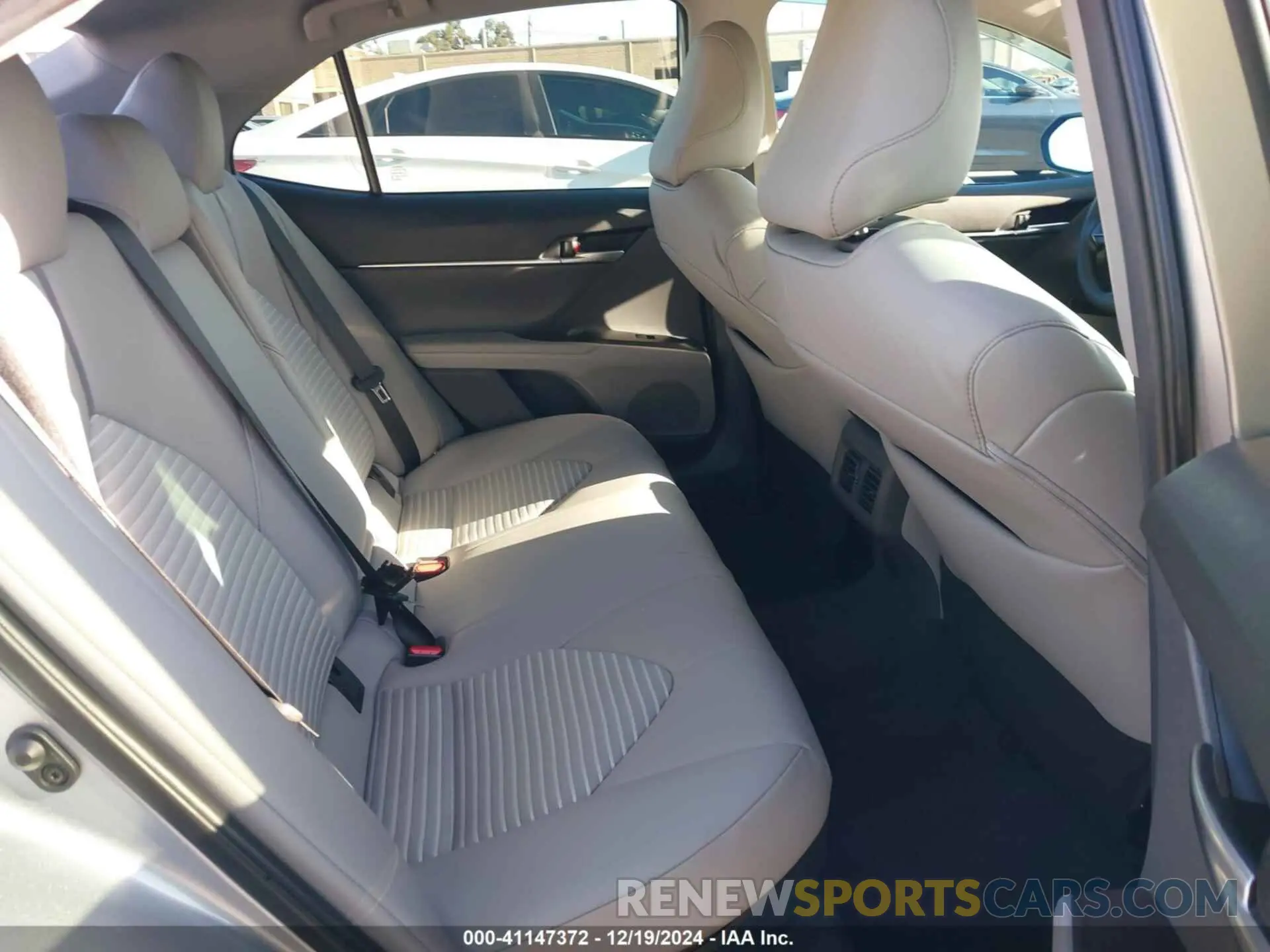 8 fotografías del automóvil dañado 4T1S31AK1RU622419 TOYOTA CAMRY HYBRID 2024