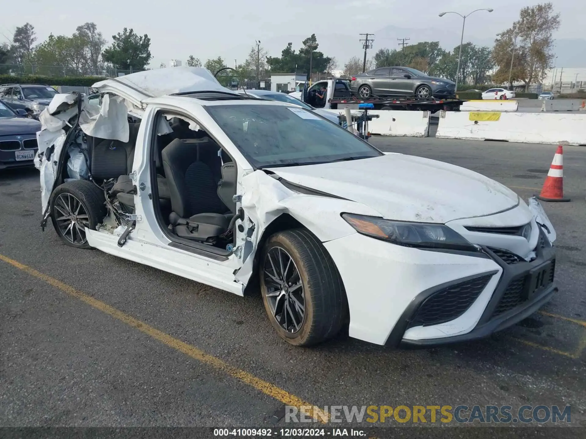 1 fotografías del automóvil dañado 4T1S31AK3RU632577 TOYOTA CAMRY HYBRID 2024