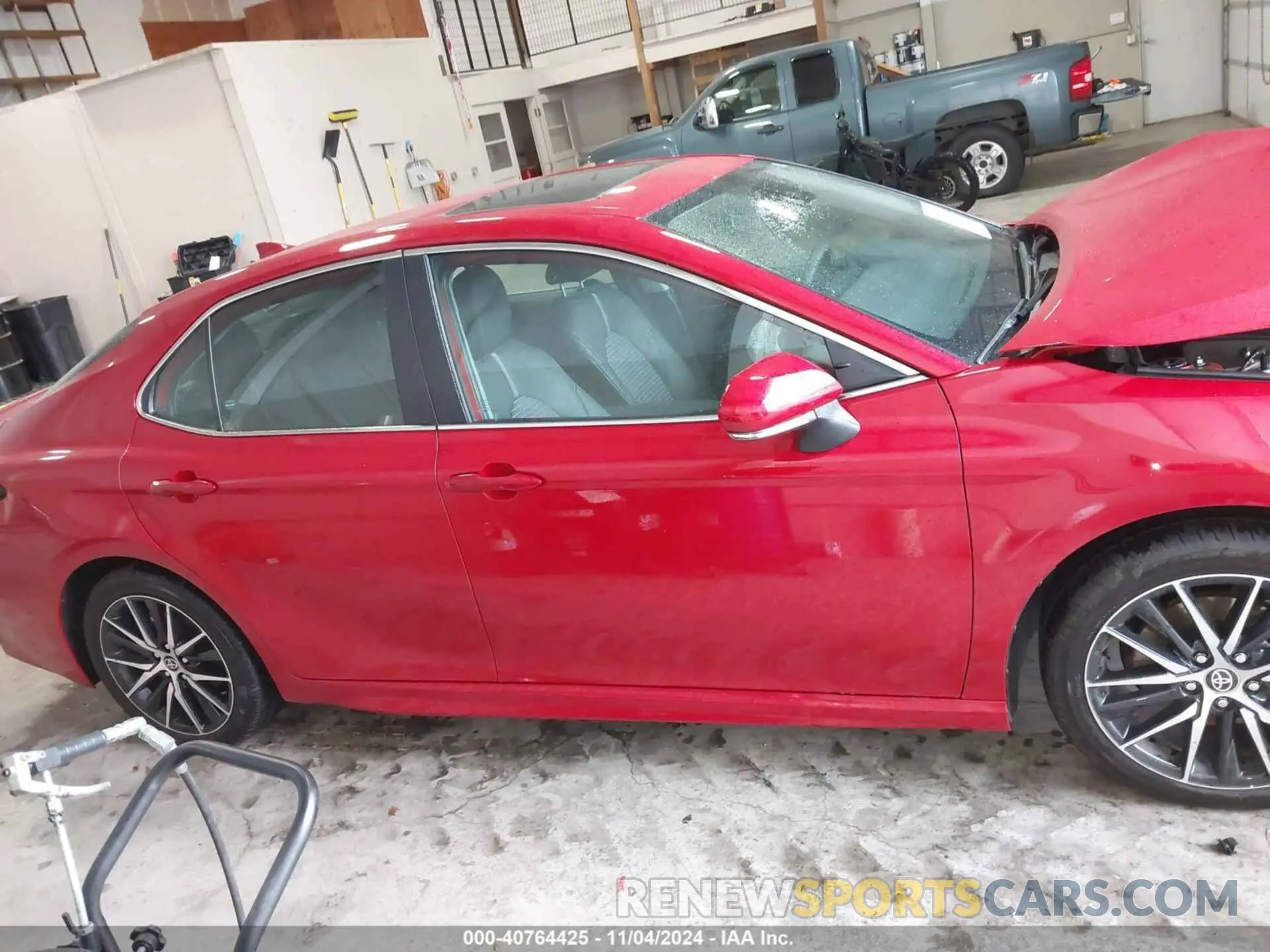 14 fotografías del automóvil dañado 4T1S31AK9RU069793 TOYOTA CAMRY HYBRID 2024
