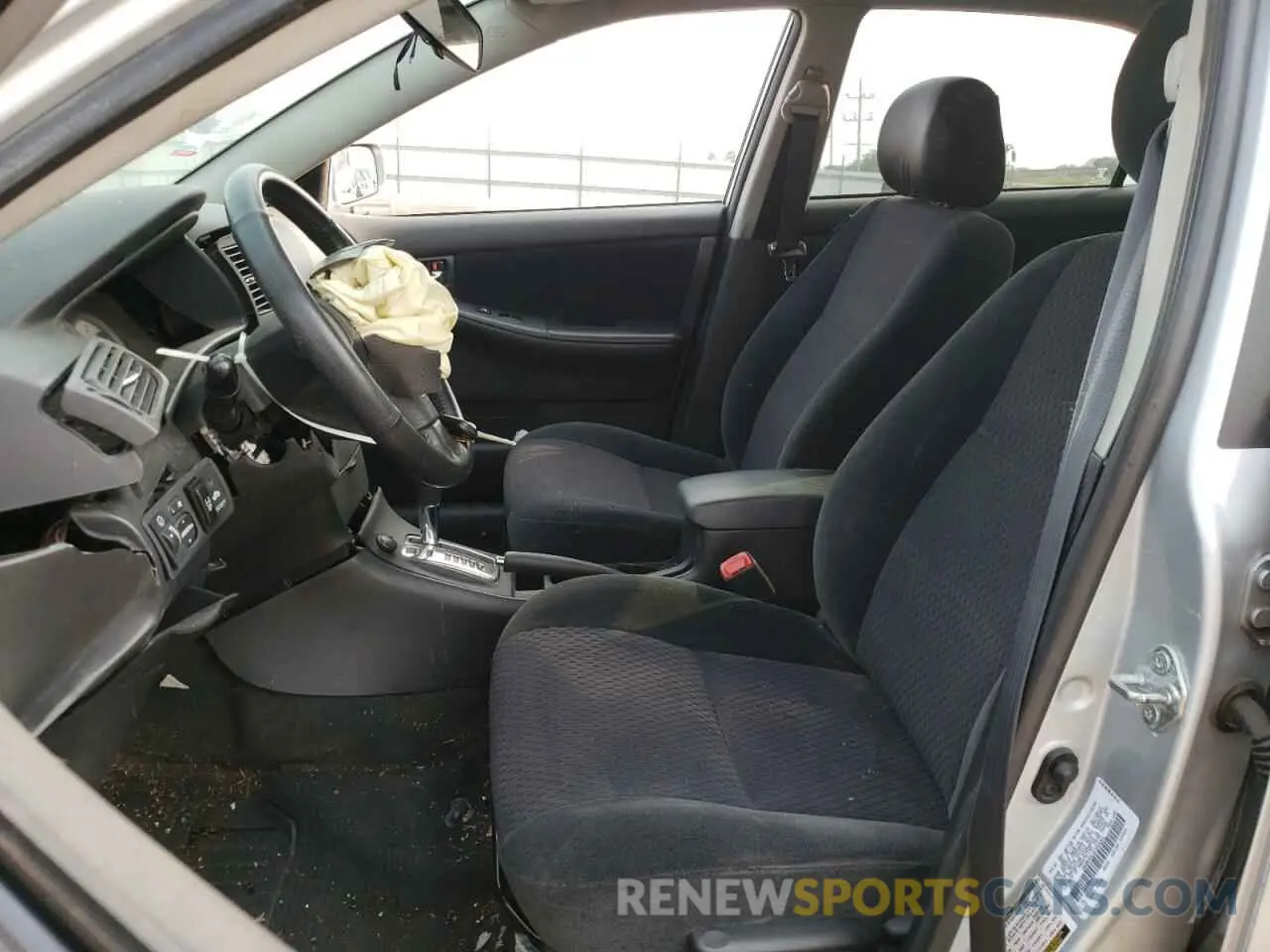 7 fotografías del automóvil dañado 1NXBR30E18Z939069 TOYOTA COROLLA 2008