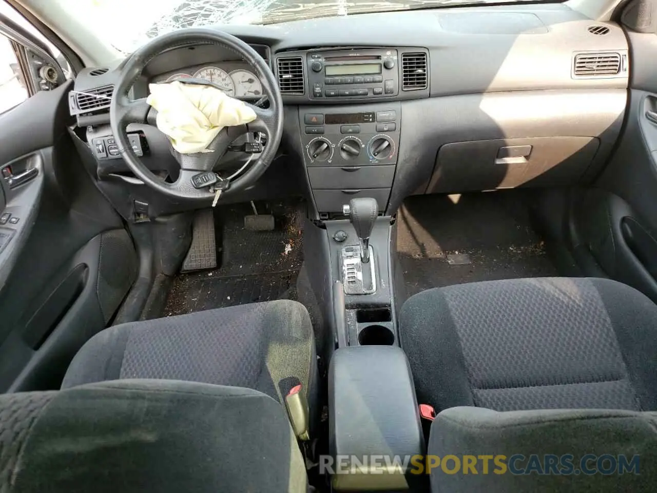 8 fotografías del automóvil dañado 1NXBR30E18Z939069 TOYOTA COROLLA 2008