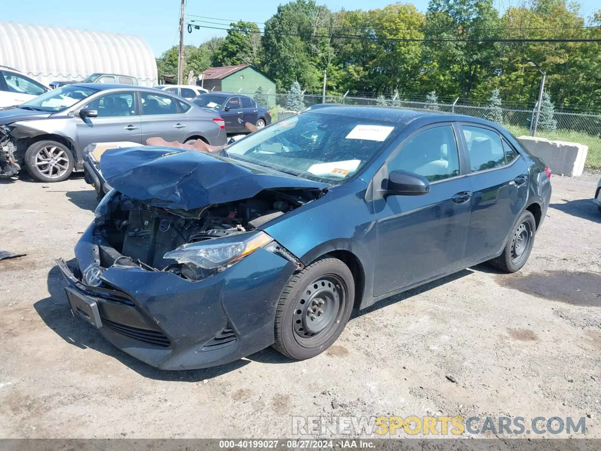 2 fotografías del automóvil dañado 2T1BURHE8JC978304 TOYOTA COROLLA 2018