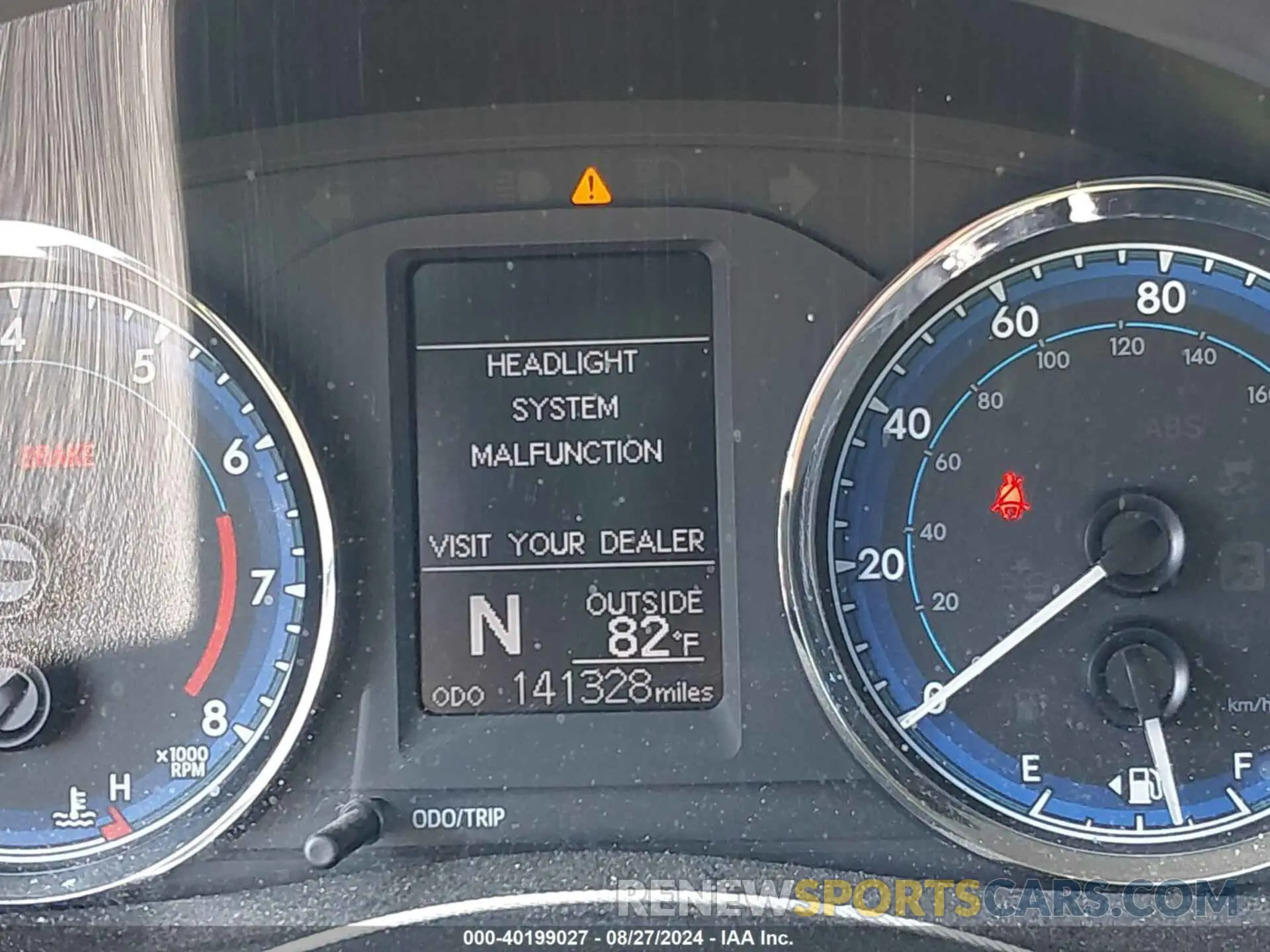 7 fotografías del automóvil dañado 2T1BURHE8JC978304 TOYOTA COROLLA 2018