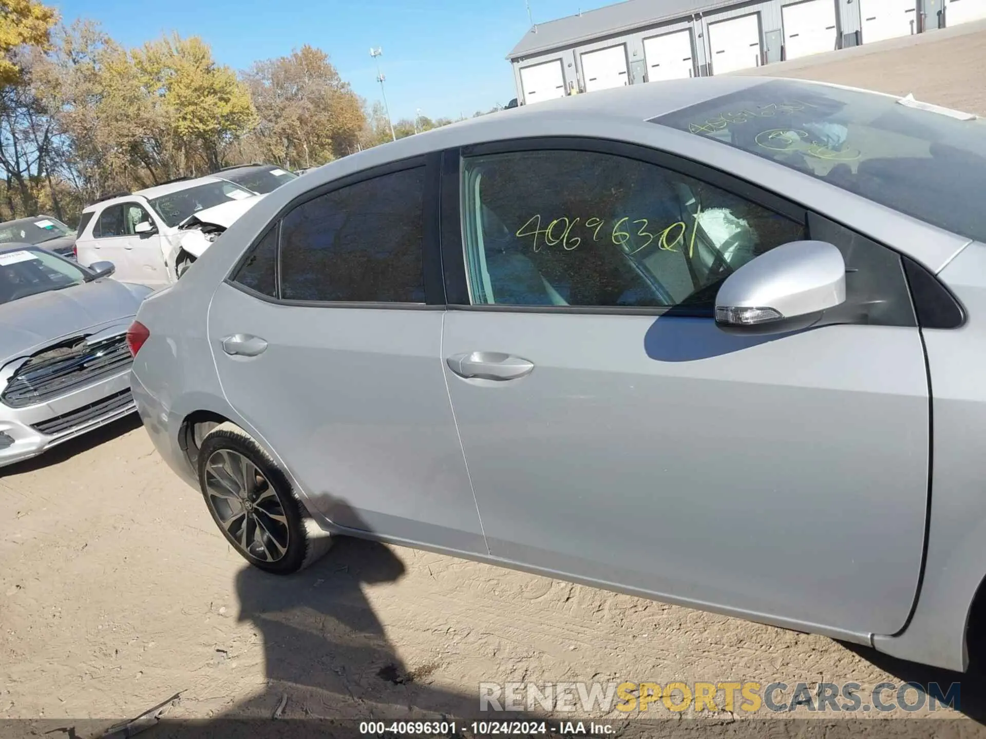 13 fotografías del automóvil dañado 2T1BURHE0KC126045 TOYOTA COROLLA 2019