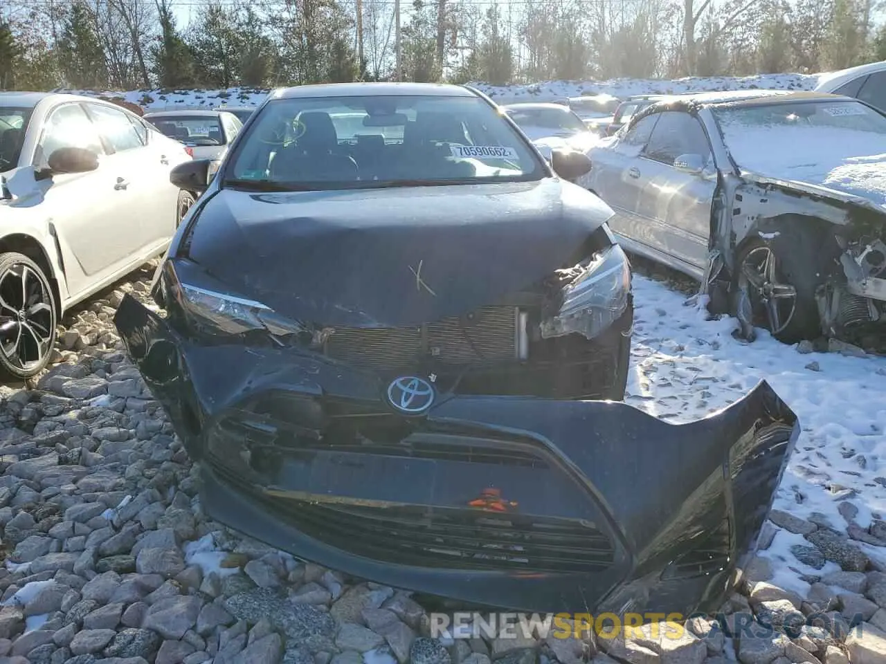 5 fotografías del automóvil dañado 2T1BURHE0KC143301 TOYOTA COROLLA 2019