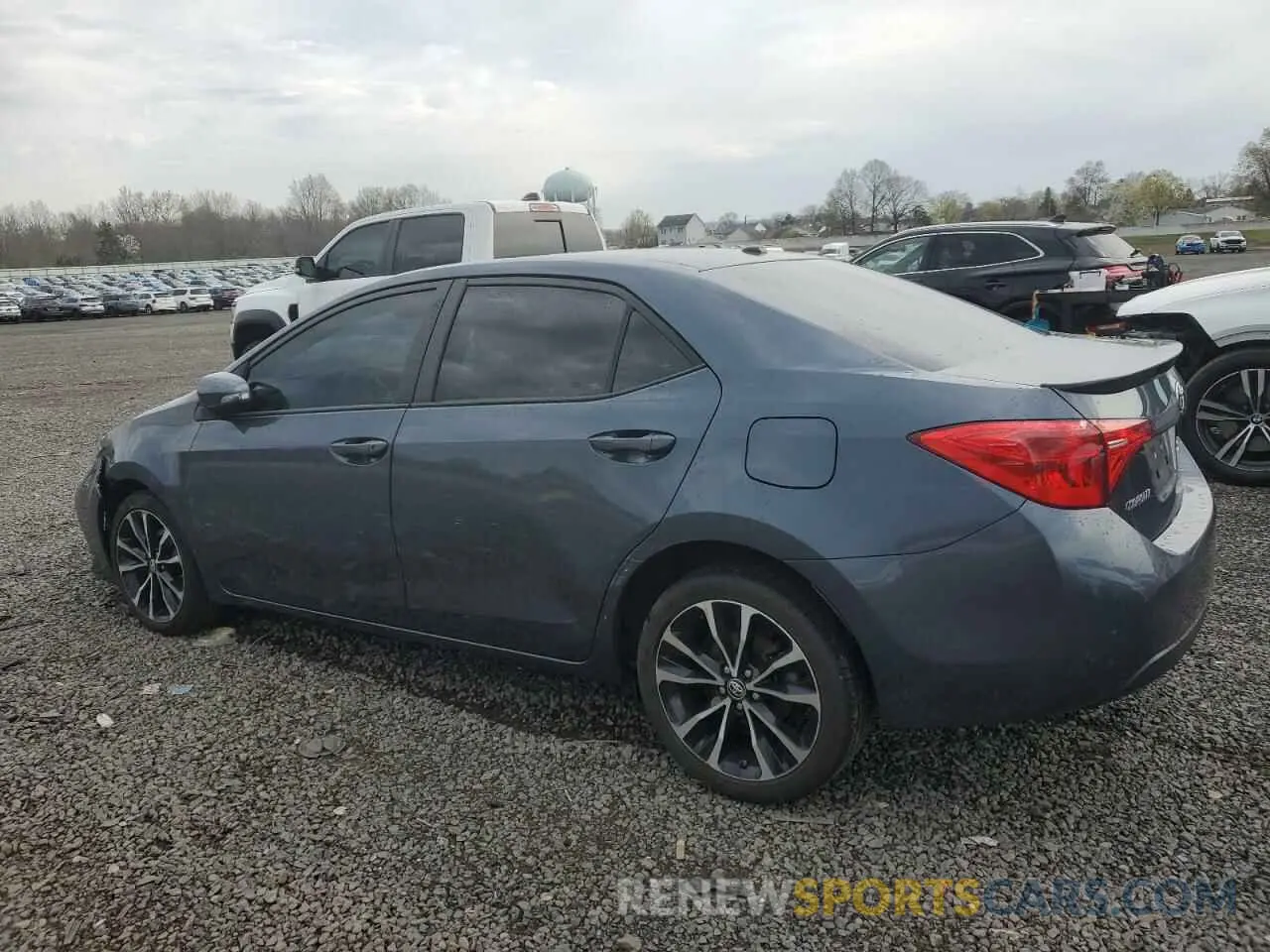 2 fotografías del automóvil dañado 2T1BURHE0KC153360 TOYOTA COROLLA 2019