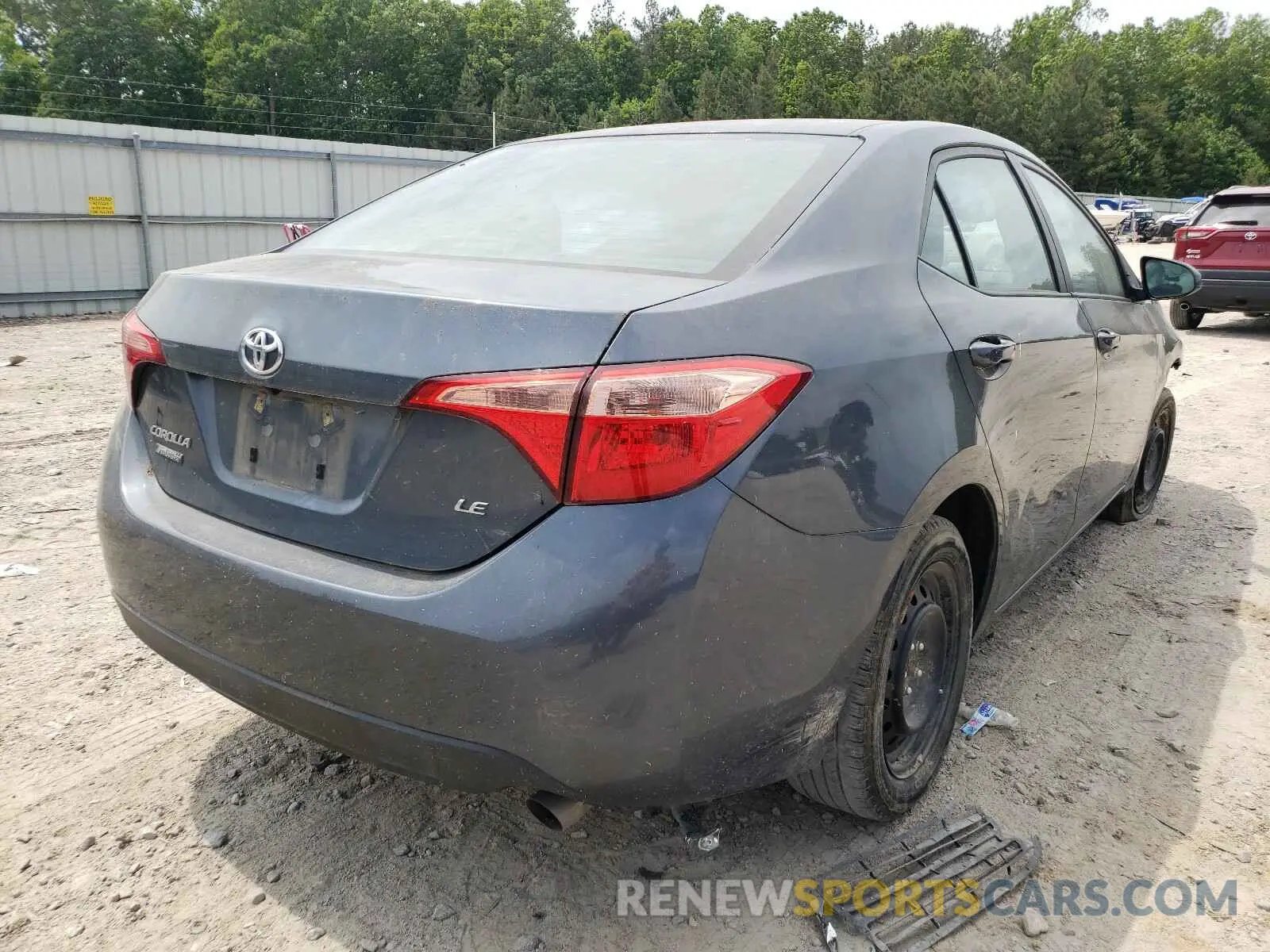 4 fotografías del automóvil dañado 2T1BURHE0KC156873 TOYOTA COROLLA 2019
