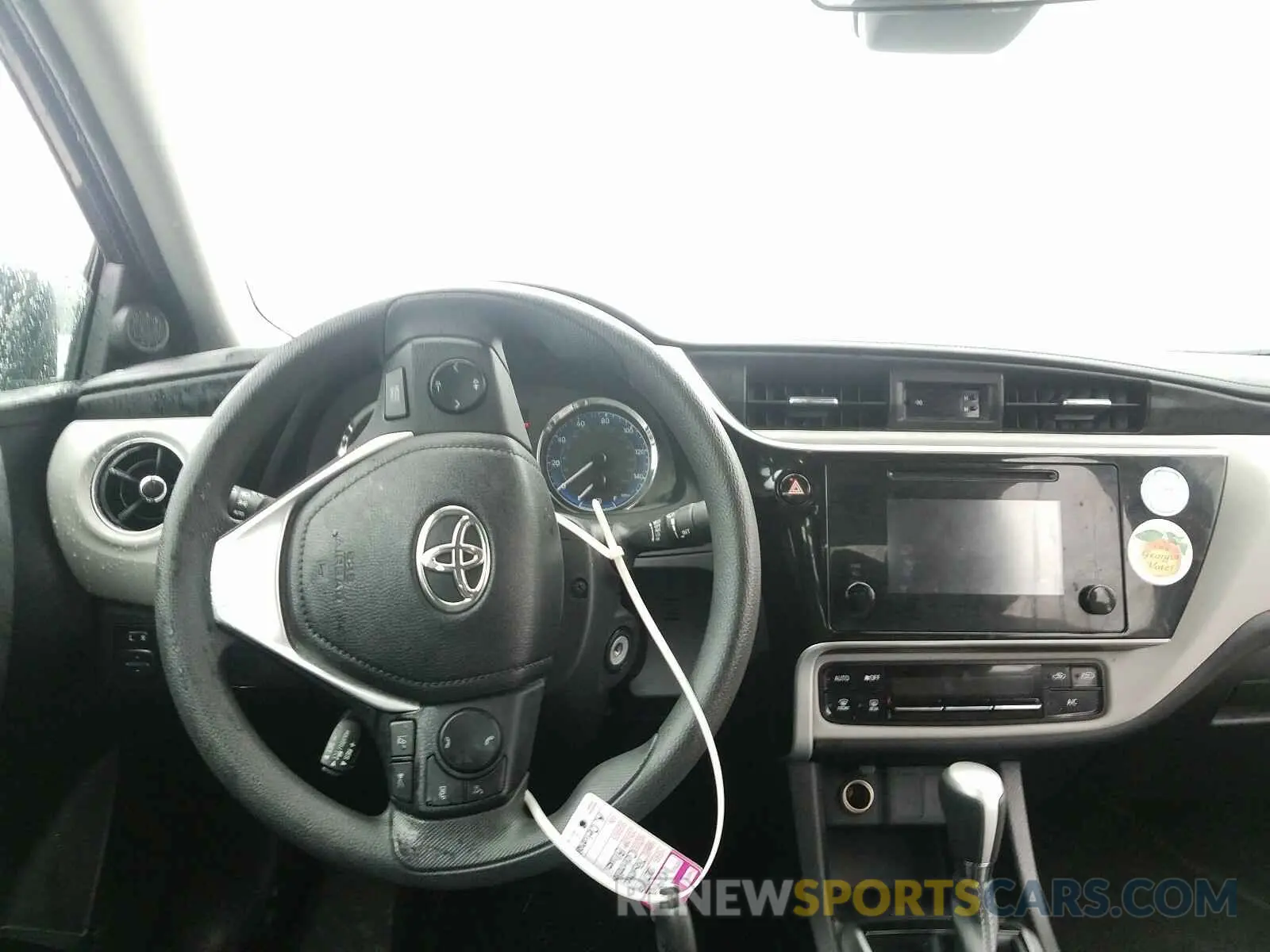 9 fotografías del automóvil dañado 2T1BURHE0KC163743 TOYOTA COROLLA 2019