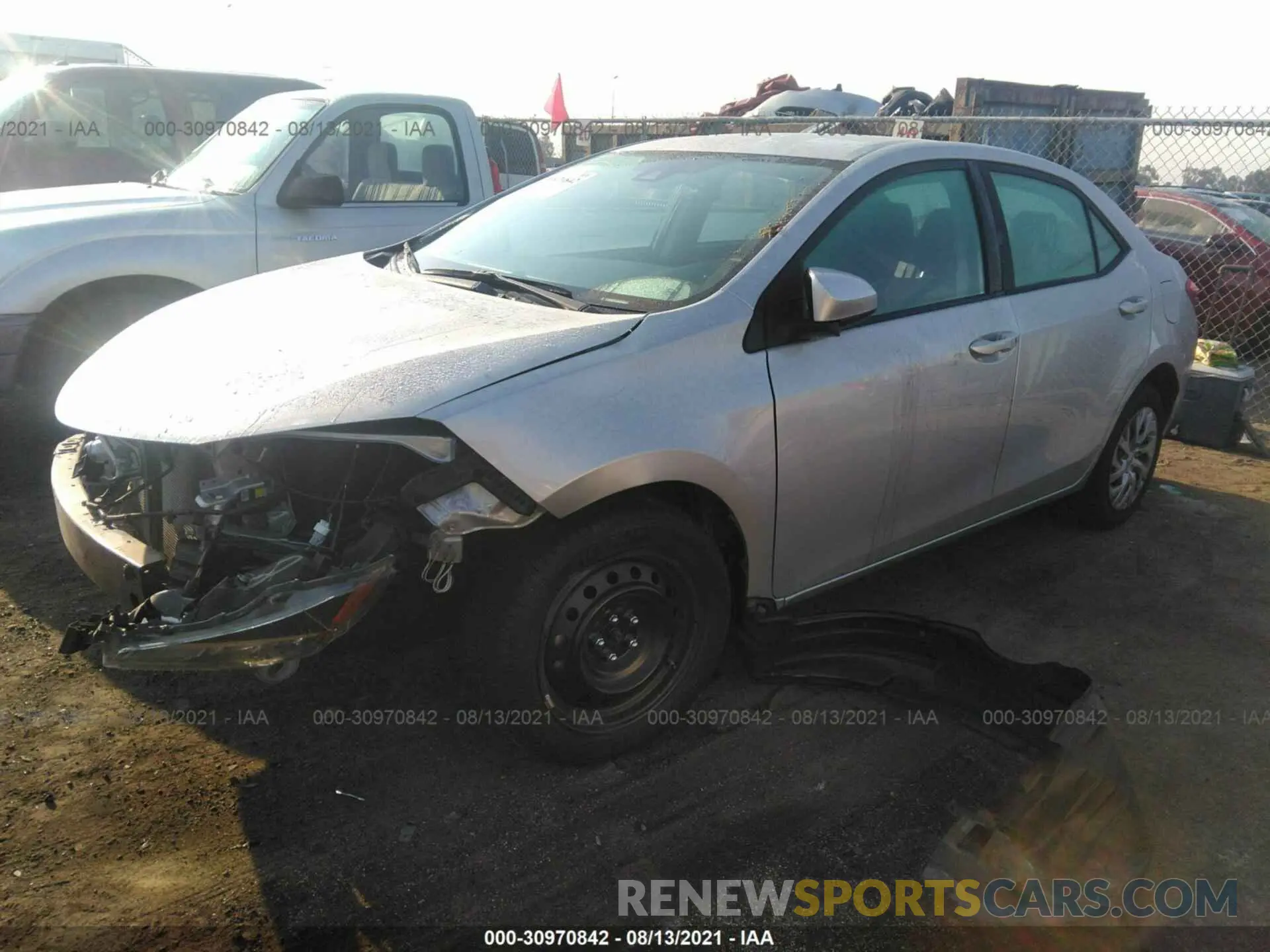 2 fotografías del automóvil dañado 2T1BURHE0KC164035 TOYOTA COROLLA 2019