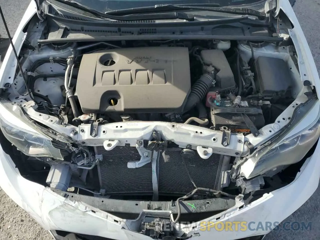 11 fotografías del automóvil dañado 2T1BURHE0KC180350 TOYOTA COROLLA 2019