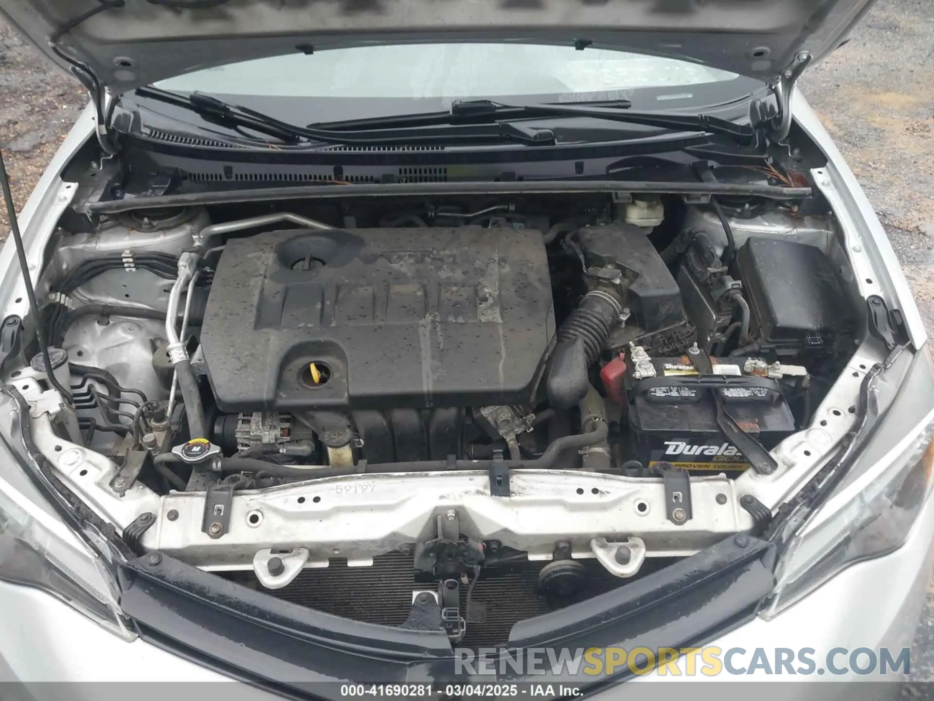 10 fotografías del automóvil dañado 2T1BURHE0KC181014 TOYOTA COROLLA 2019