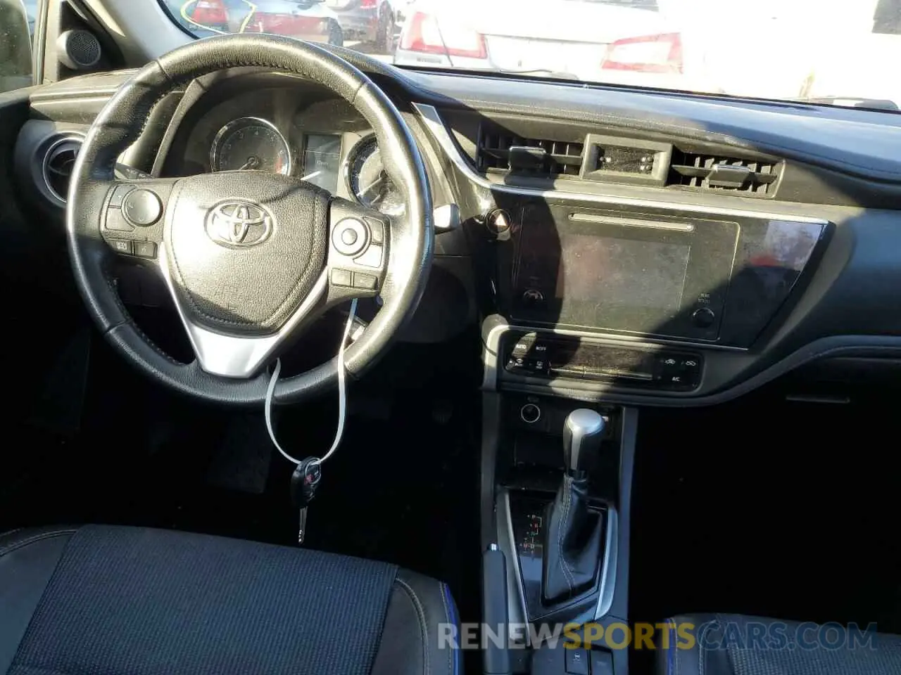 9 fotografías del automóvil dañado 2T1BURHE0KC206462 TOYOTA COROLLA 2019